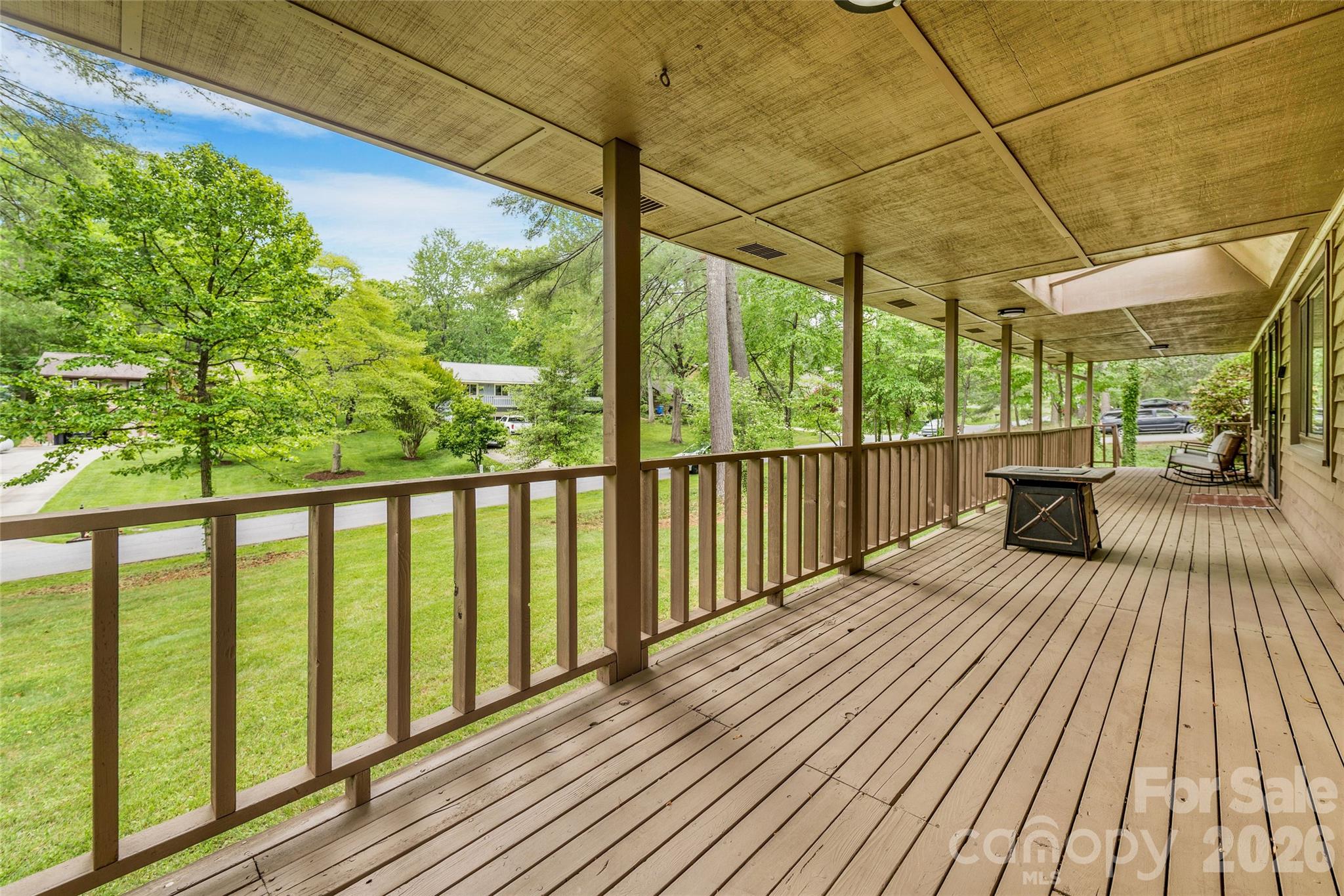 135 Scarlet Drive
