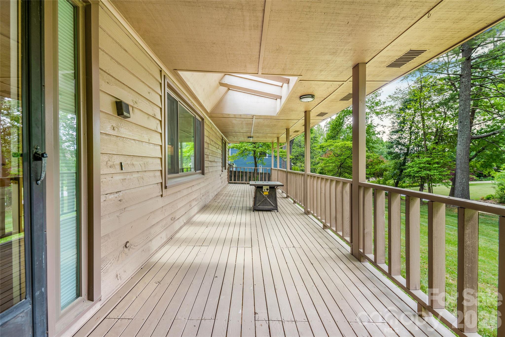 135 Scarlet Drive
