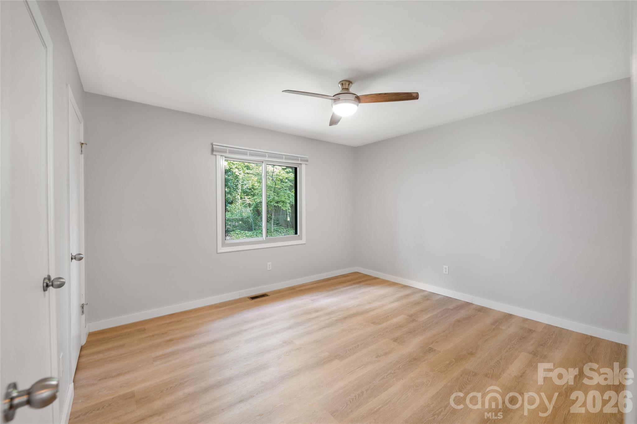 135 Scarlet Drive