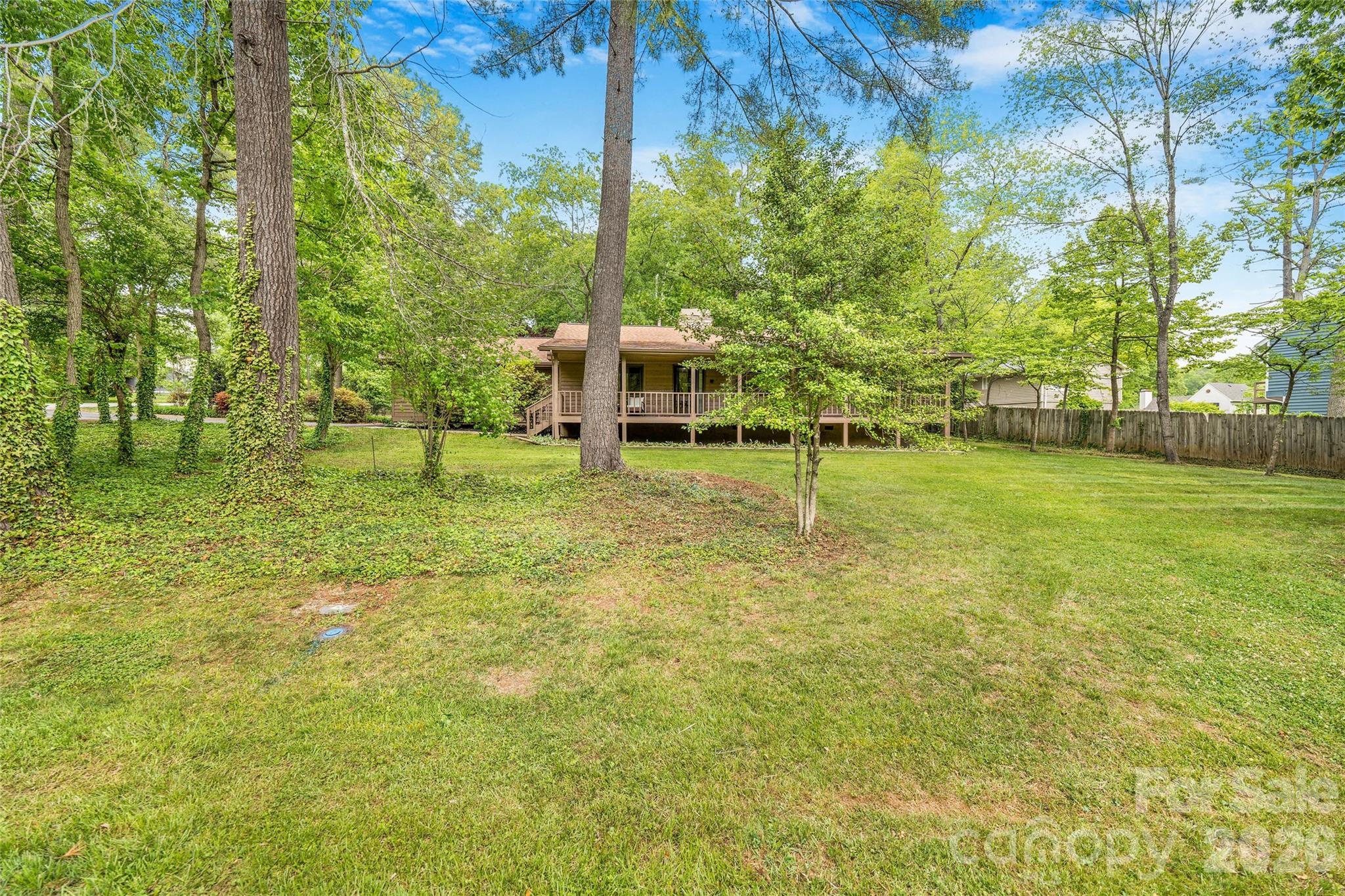 135 Scarlet Drive