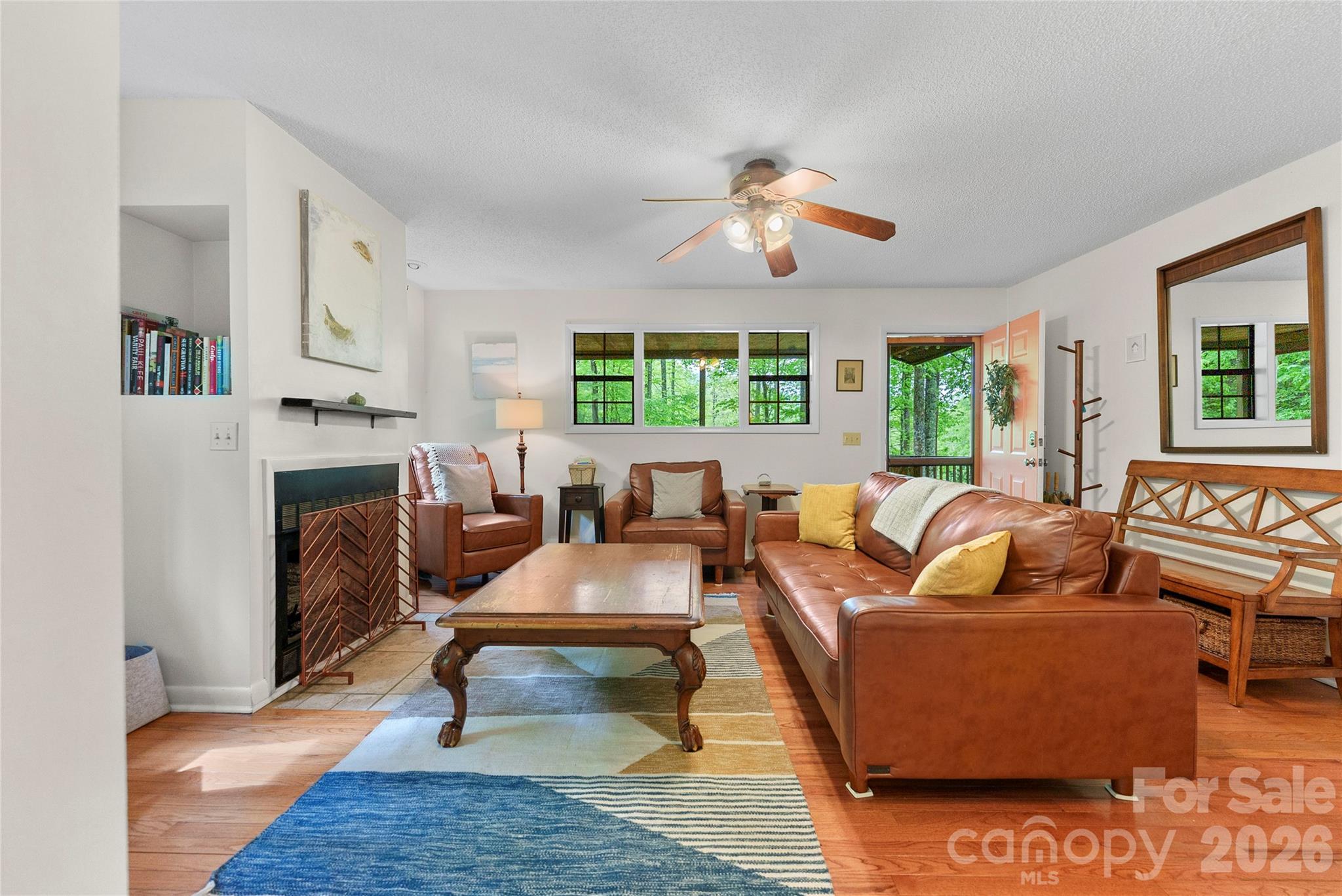 280 Timberside Drive