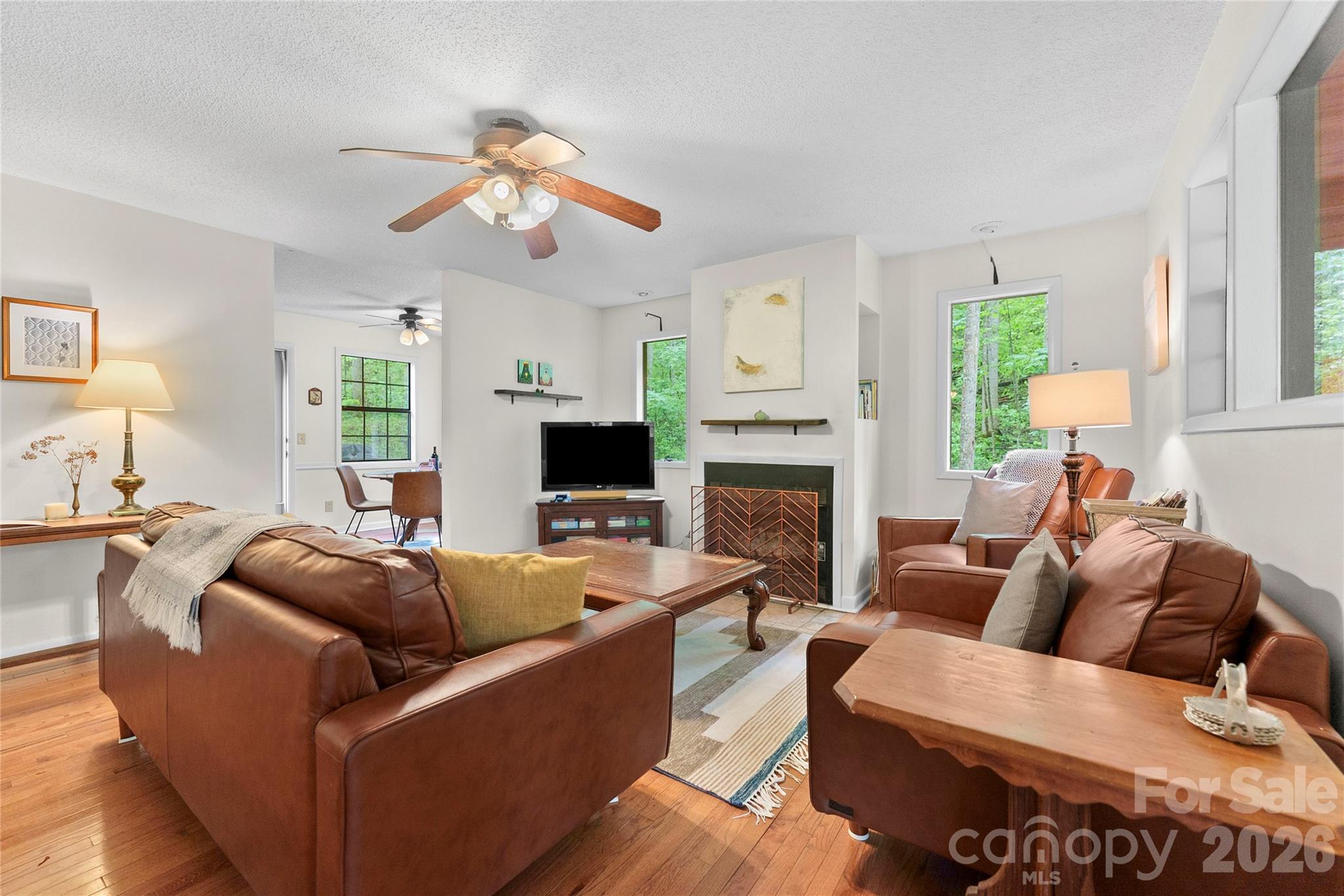 280 Timberside Drive