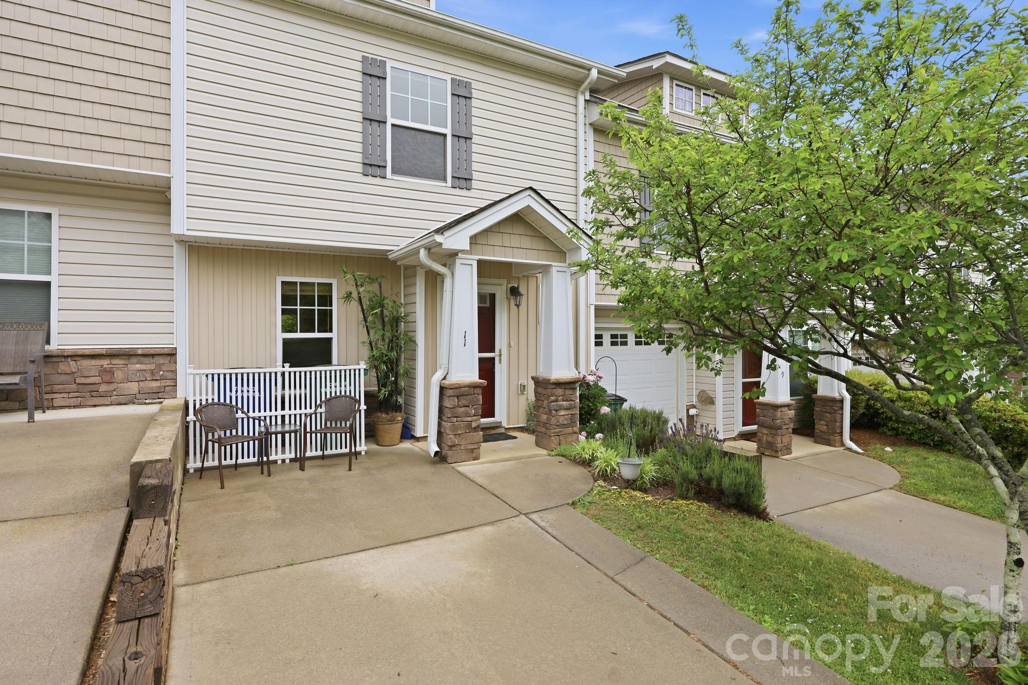 11 Athena Avenue