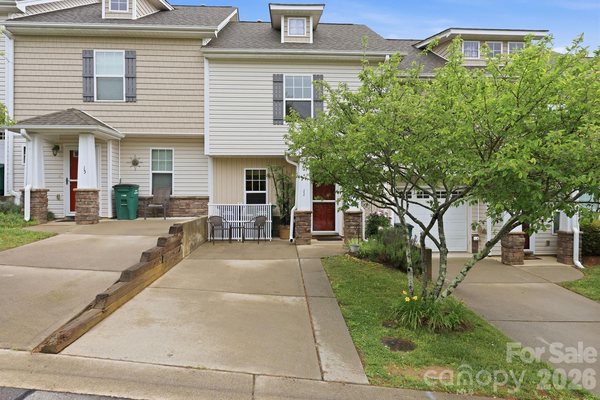 11 Athena Avenue