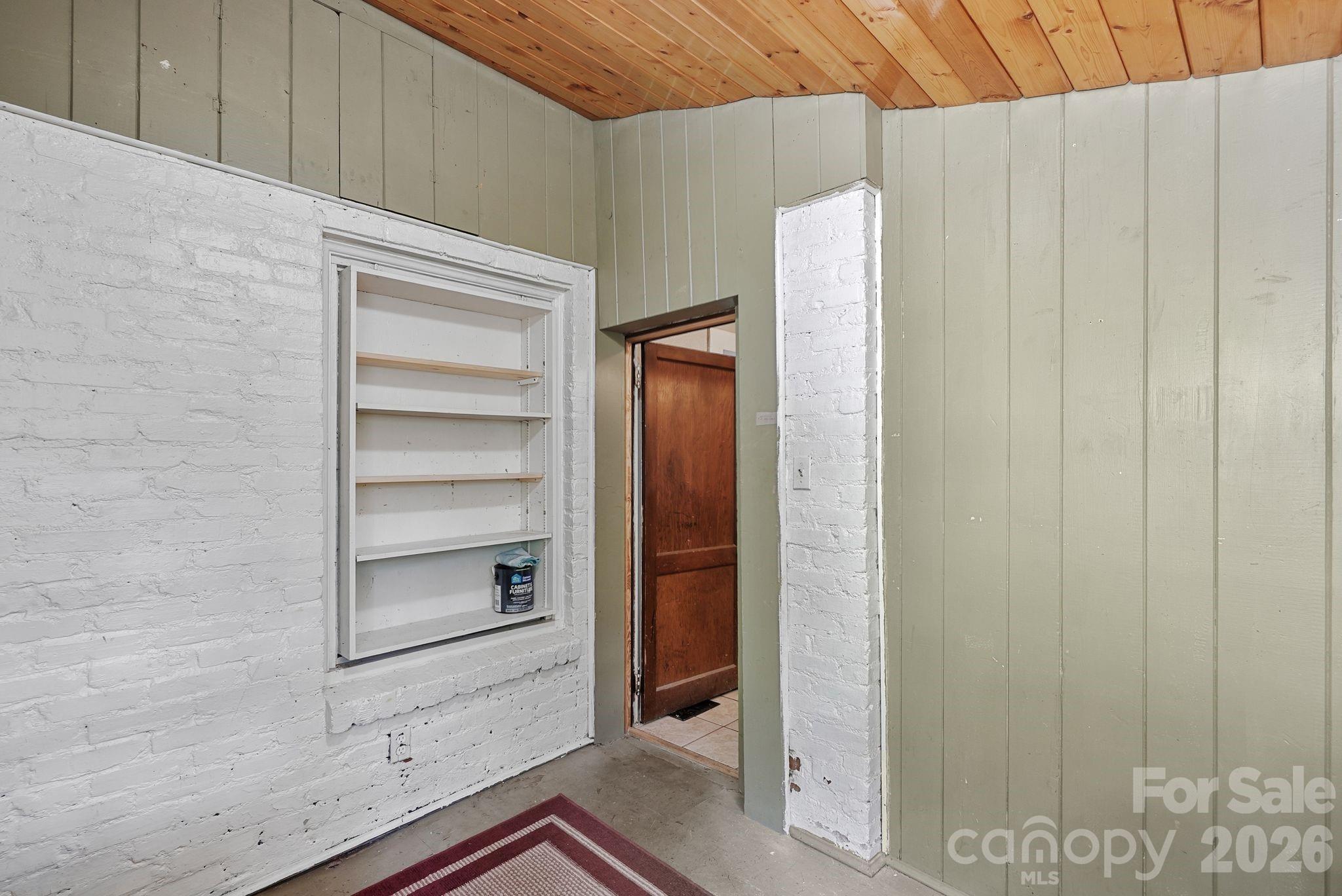 385 Pisgah Drive