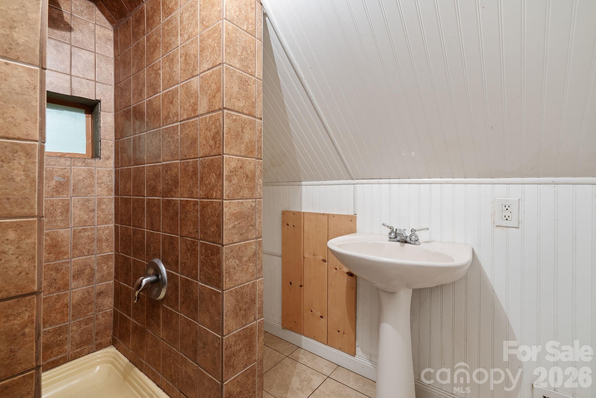 385 Pisgah Drive