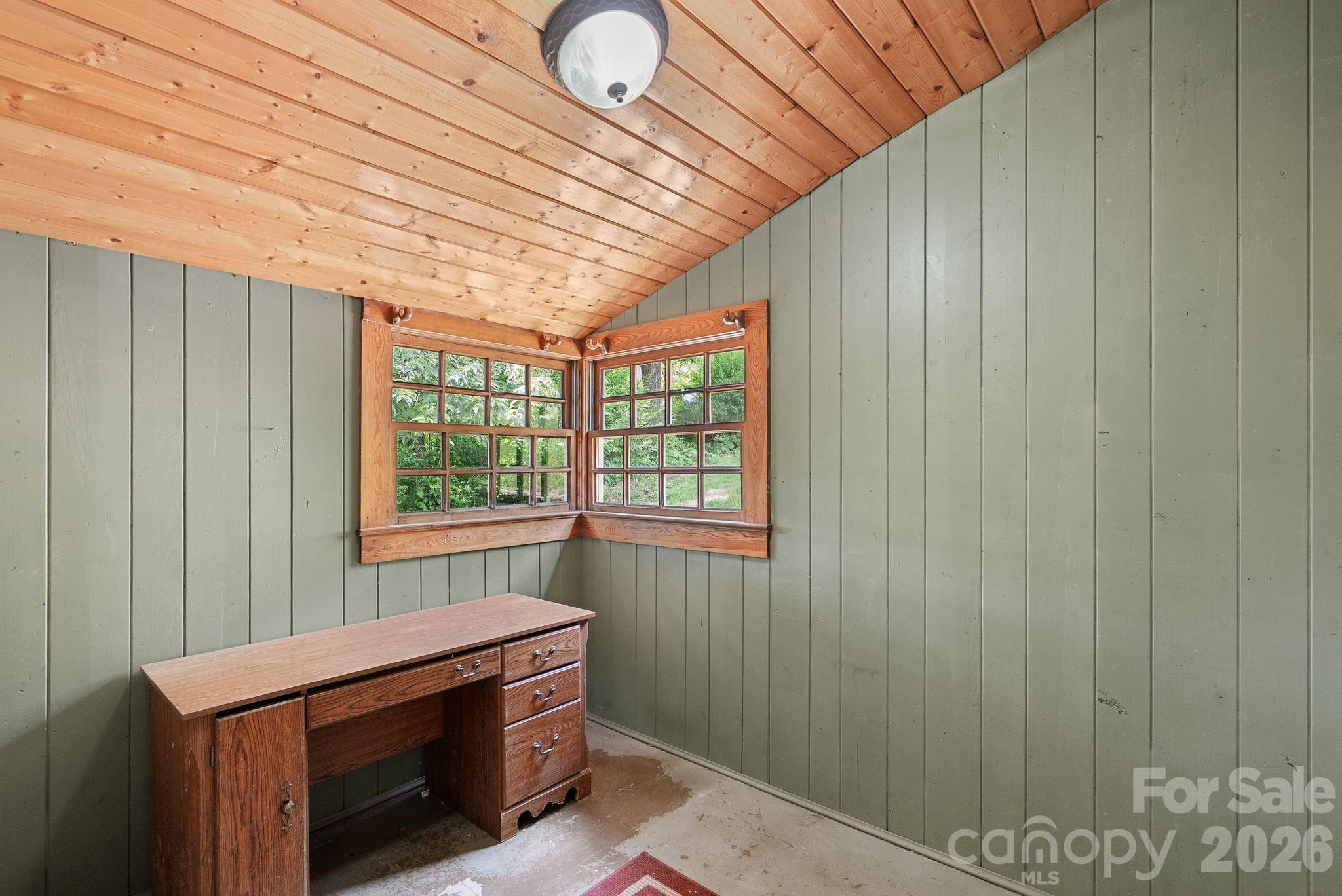 385 Pisgah Drive