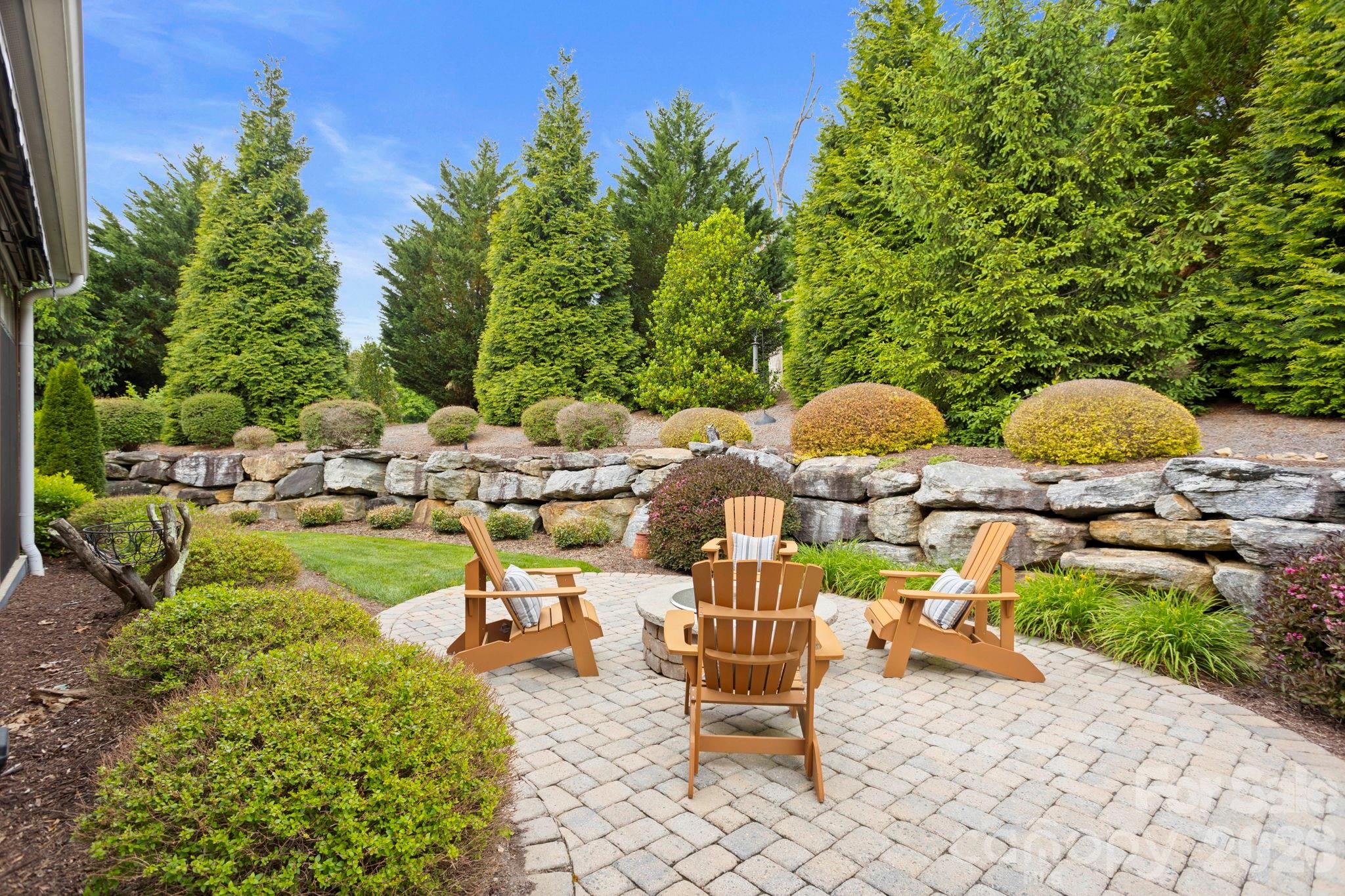 390 Shipman Parkway