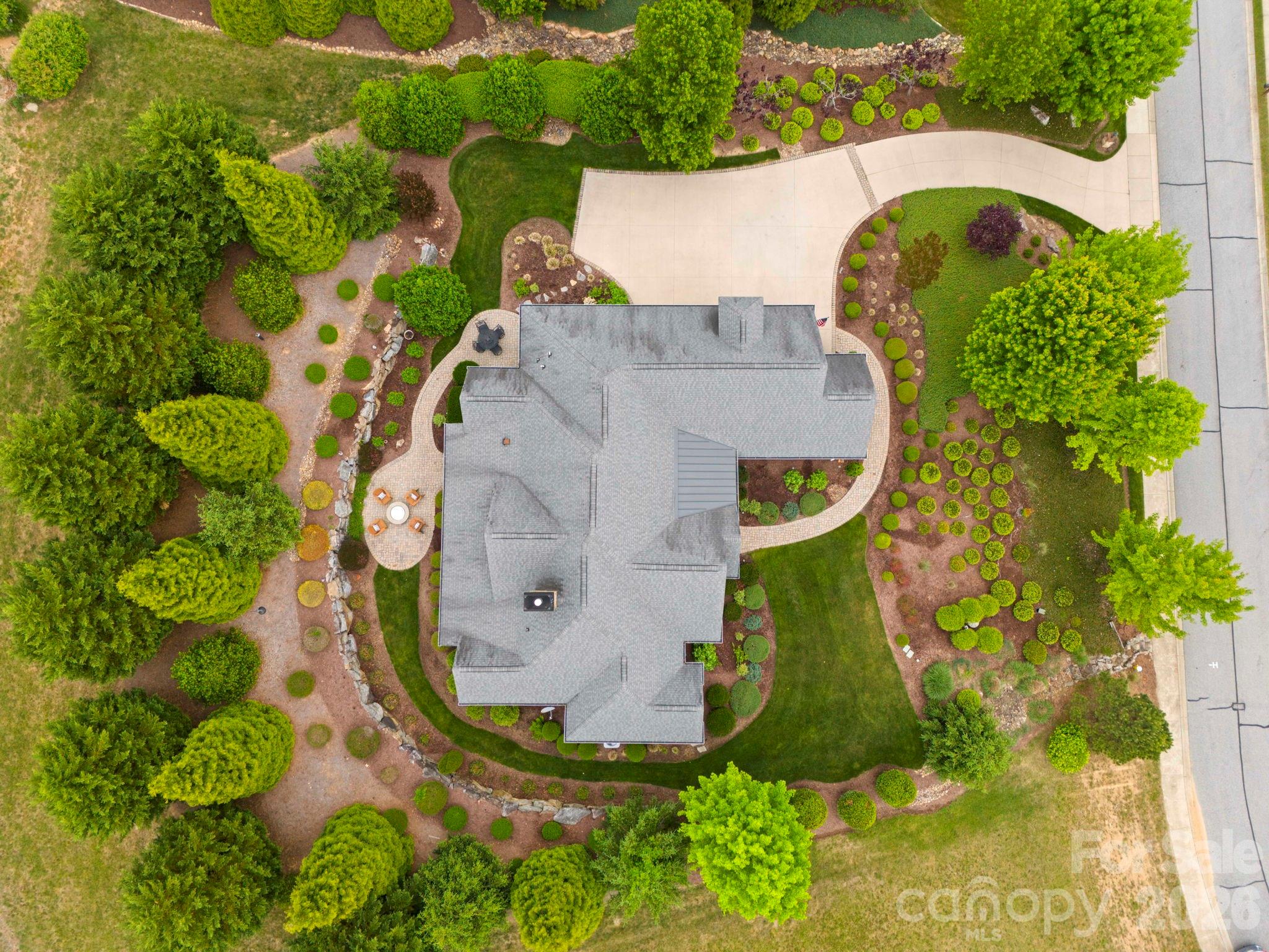 390 Shipman Parkway