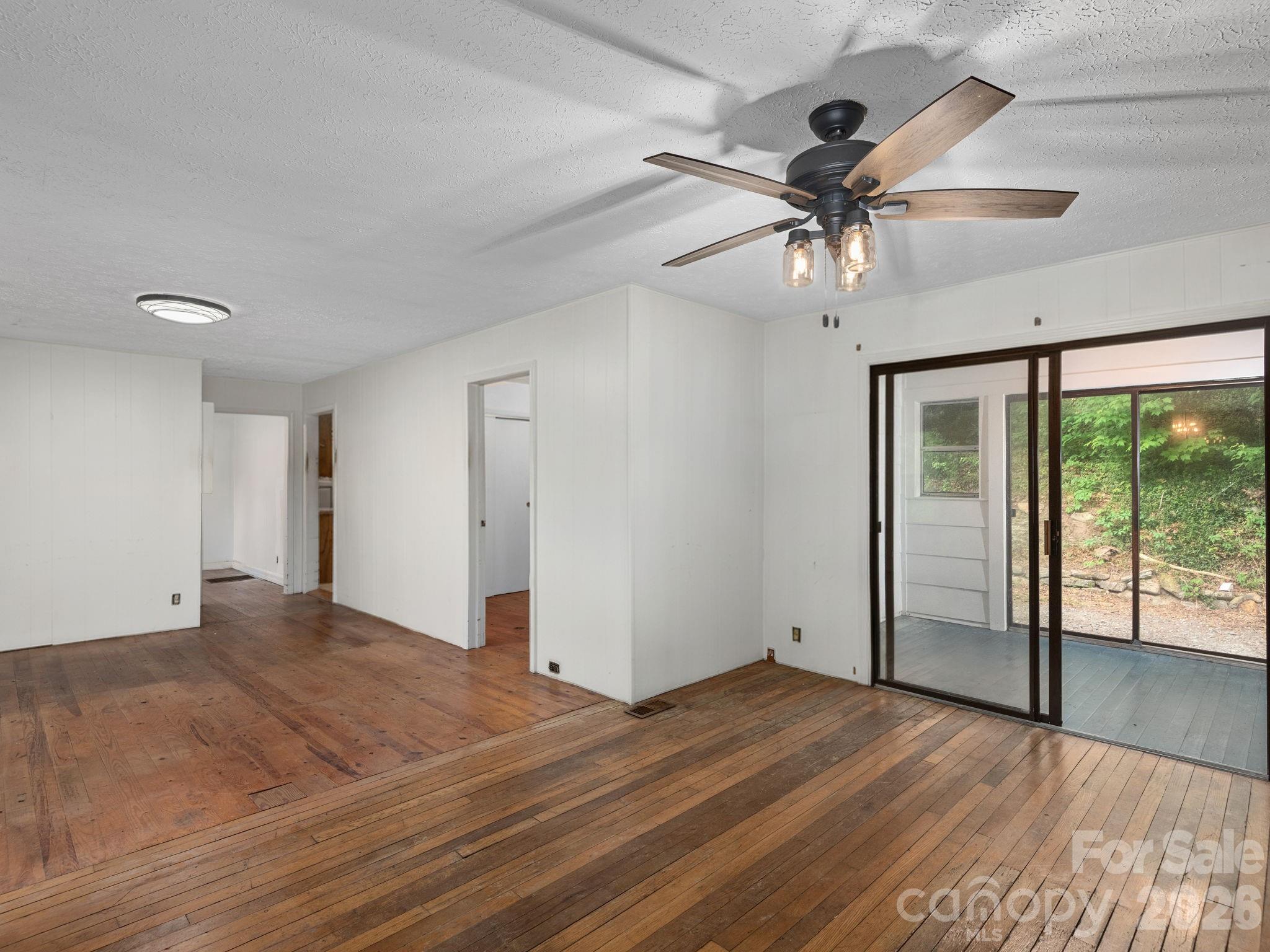 24 Piney Ridge Mountain Road