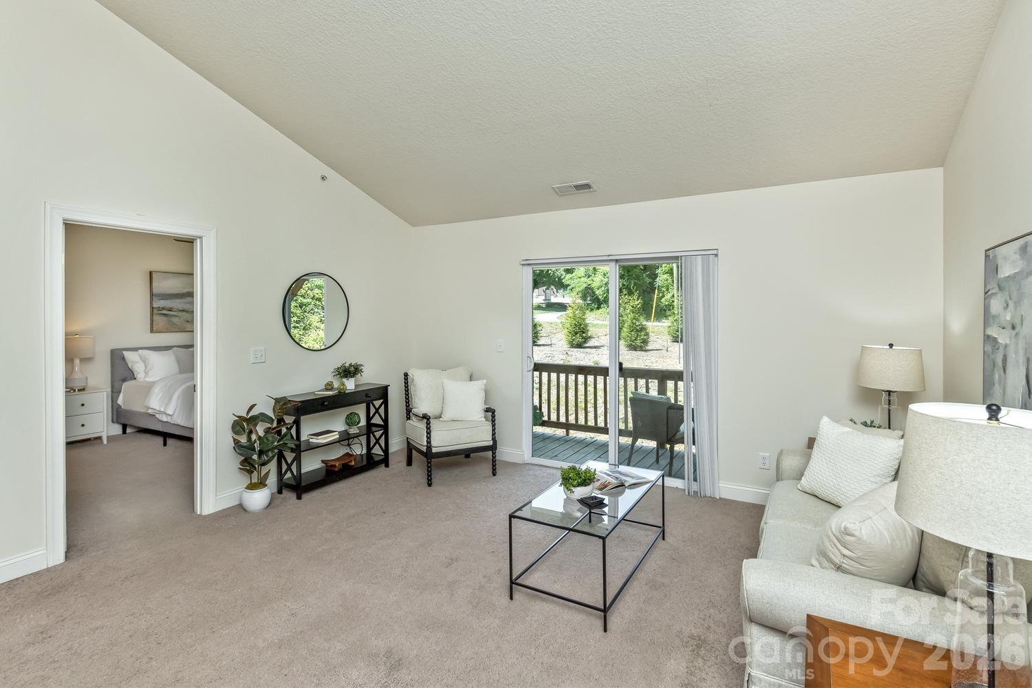 123 Foxden Drive Unit: 204