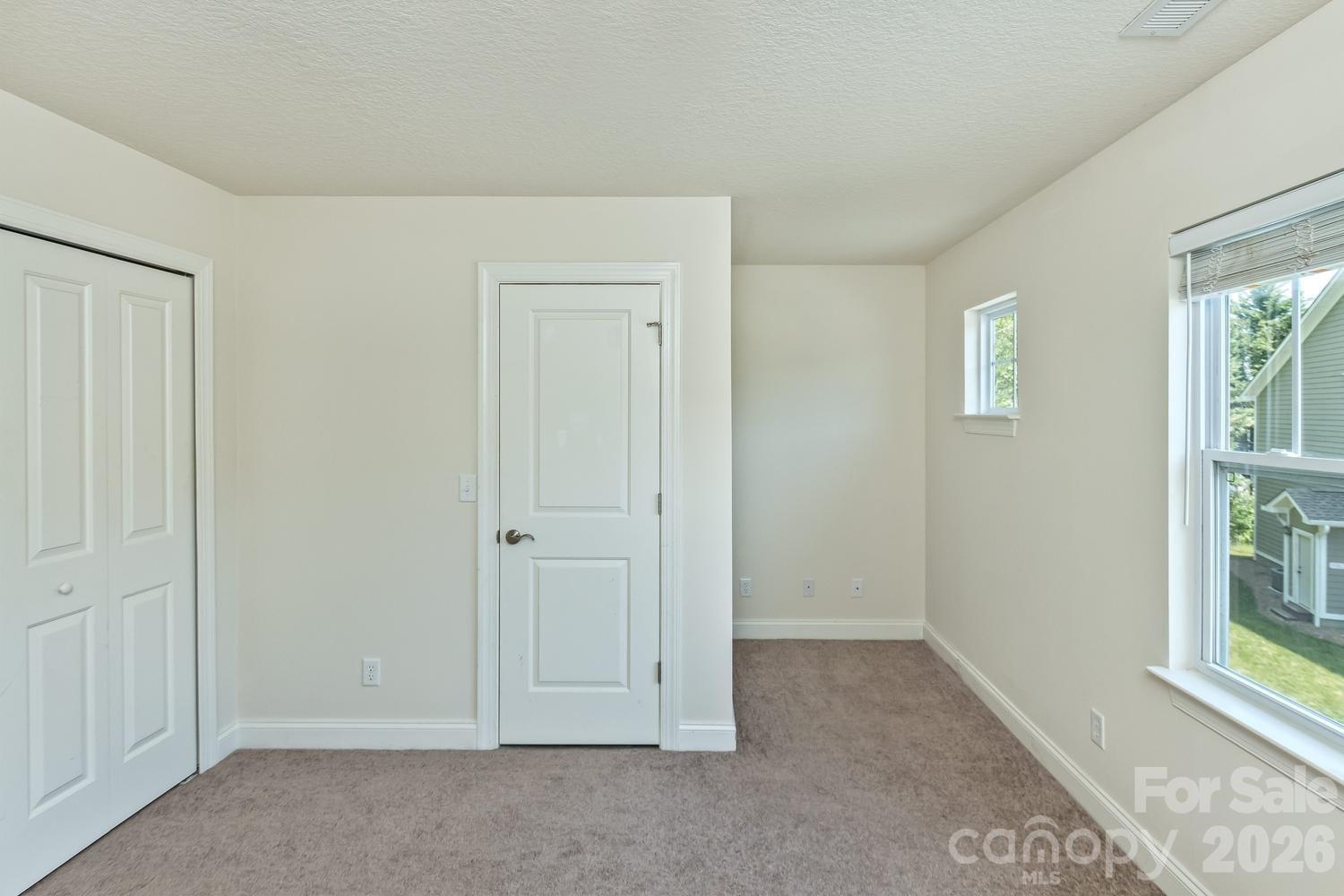 123 Foxden Drive Unit: 204