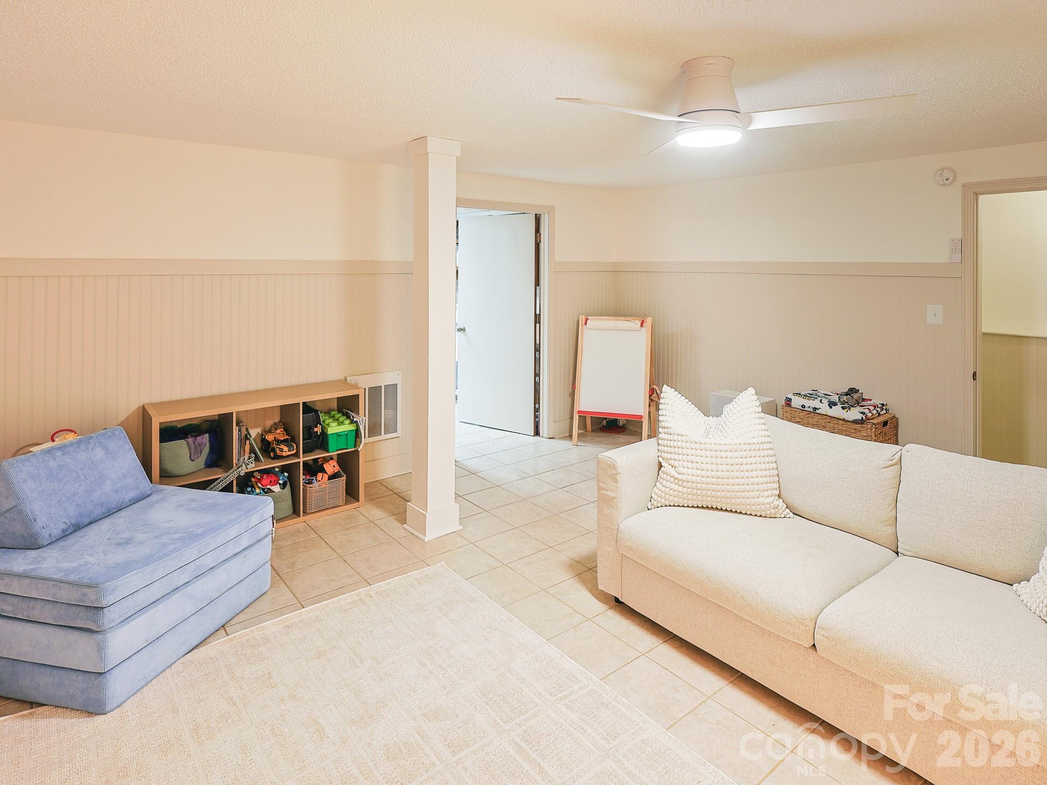 378 Dillingham Circle