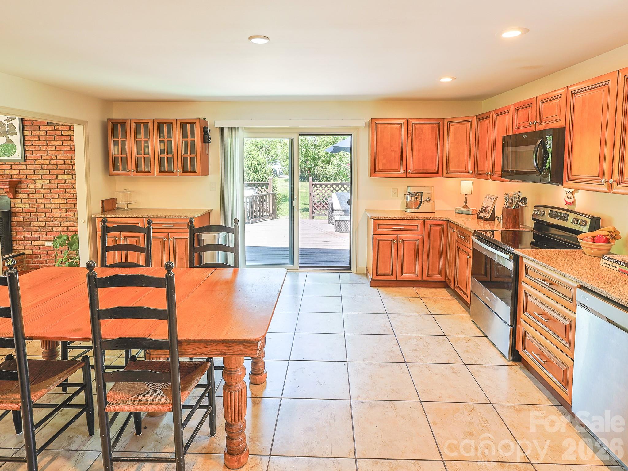 378 Dillingham Circle