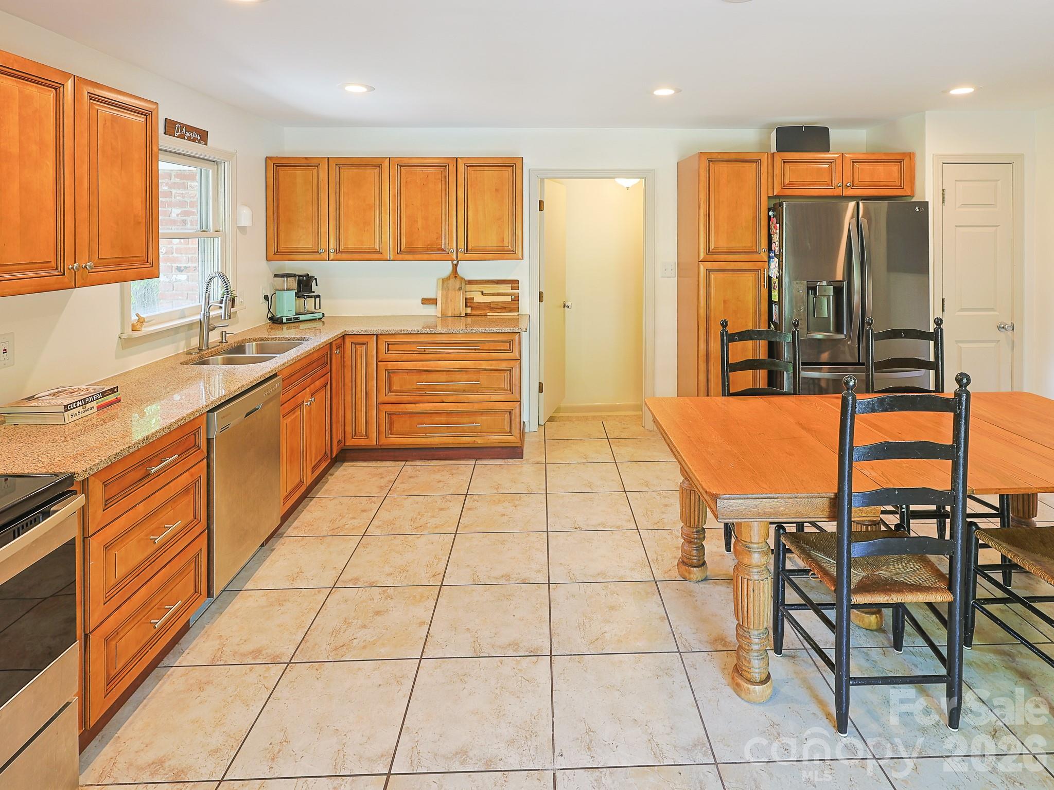 378 Dillingham Circle