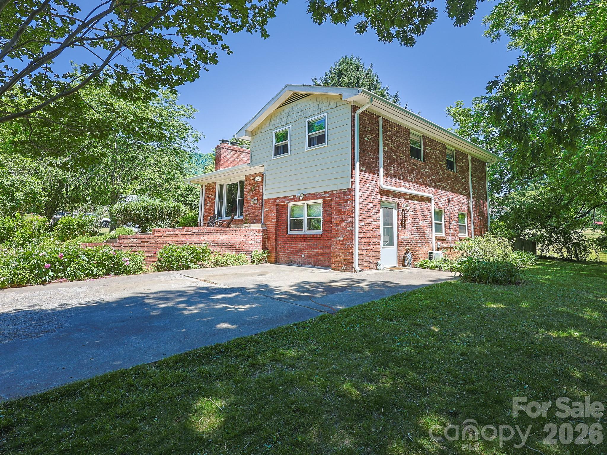 378 Dillingham Circle