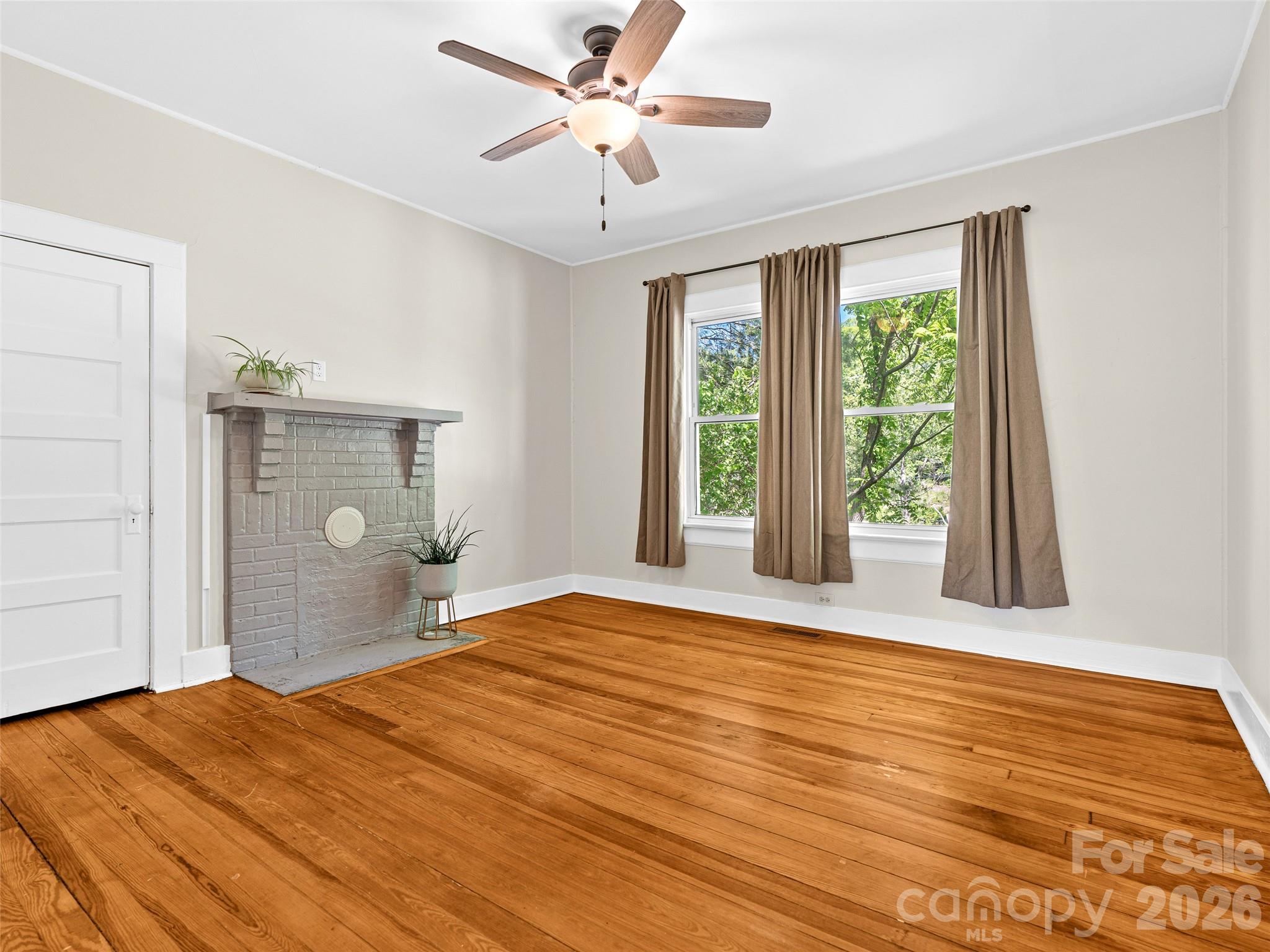 125 Edwards Avenue