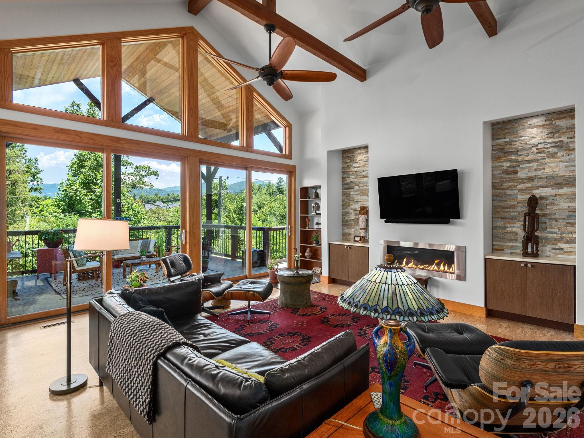 105 Upper Grove Lane
