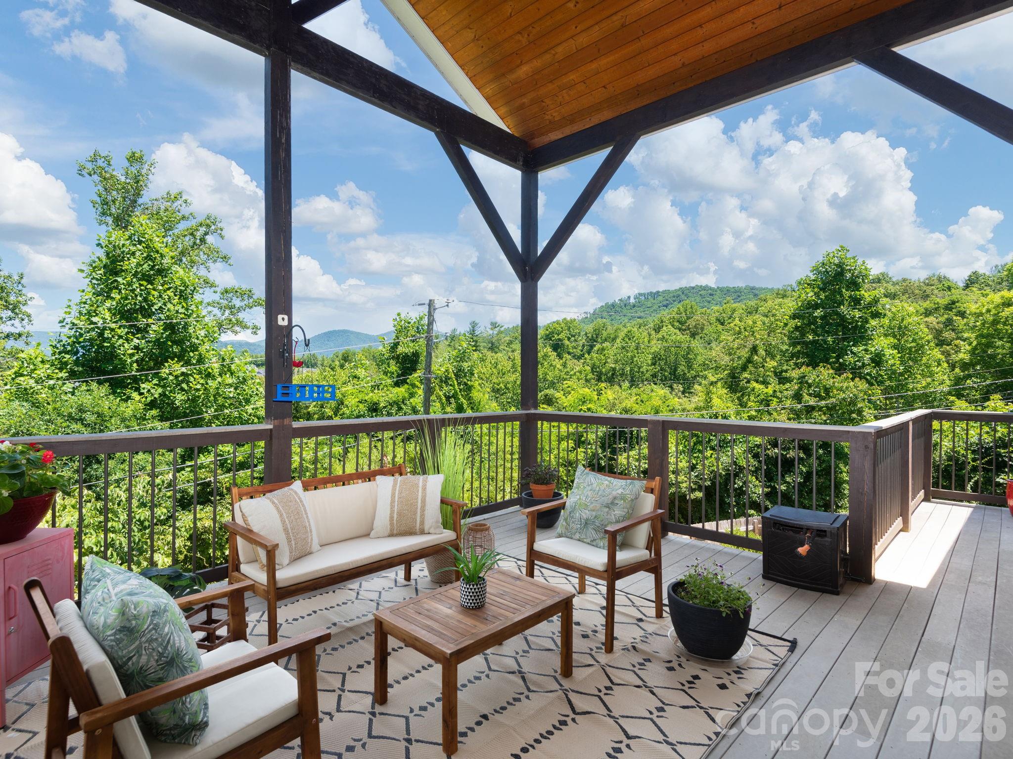 105 Upper Grove Lane