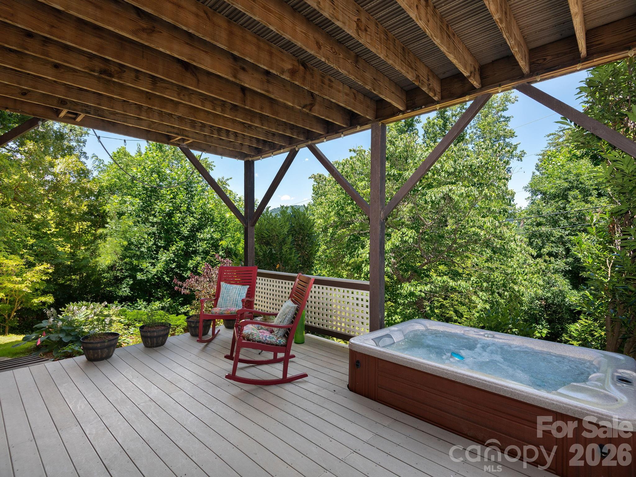105 Upper Grove Lane