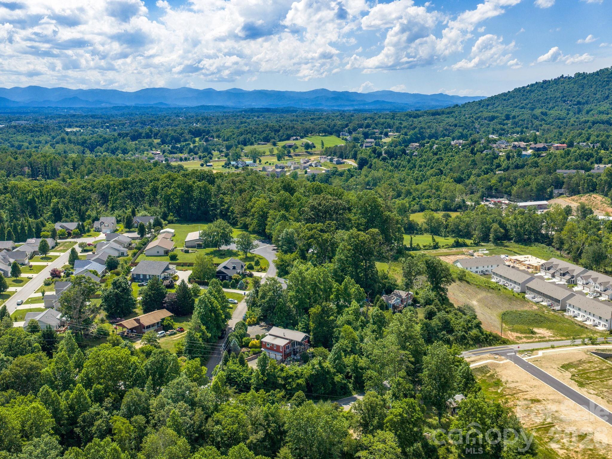 105 Upper Grove Lane