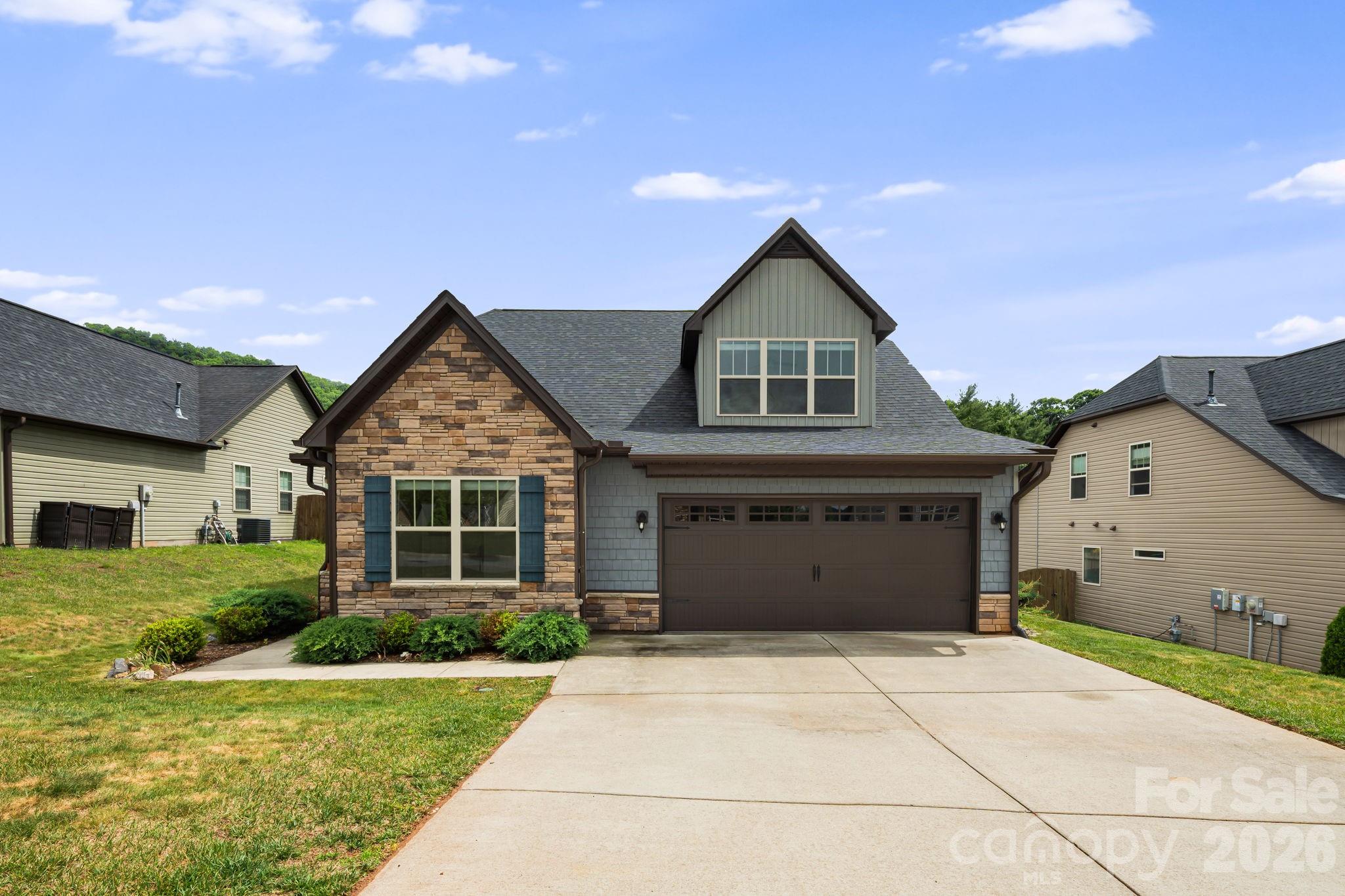 190 Water Leaf Drive