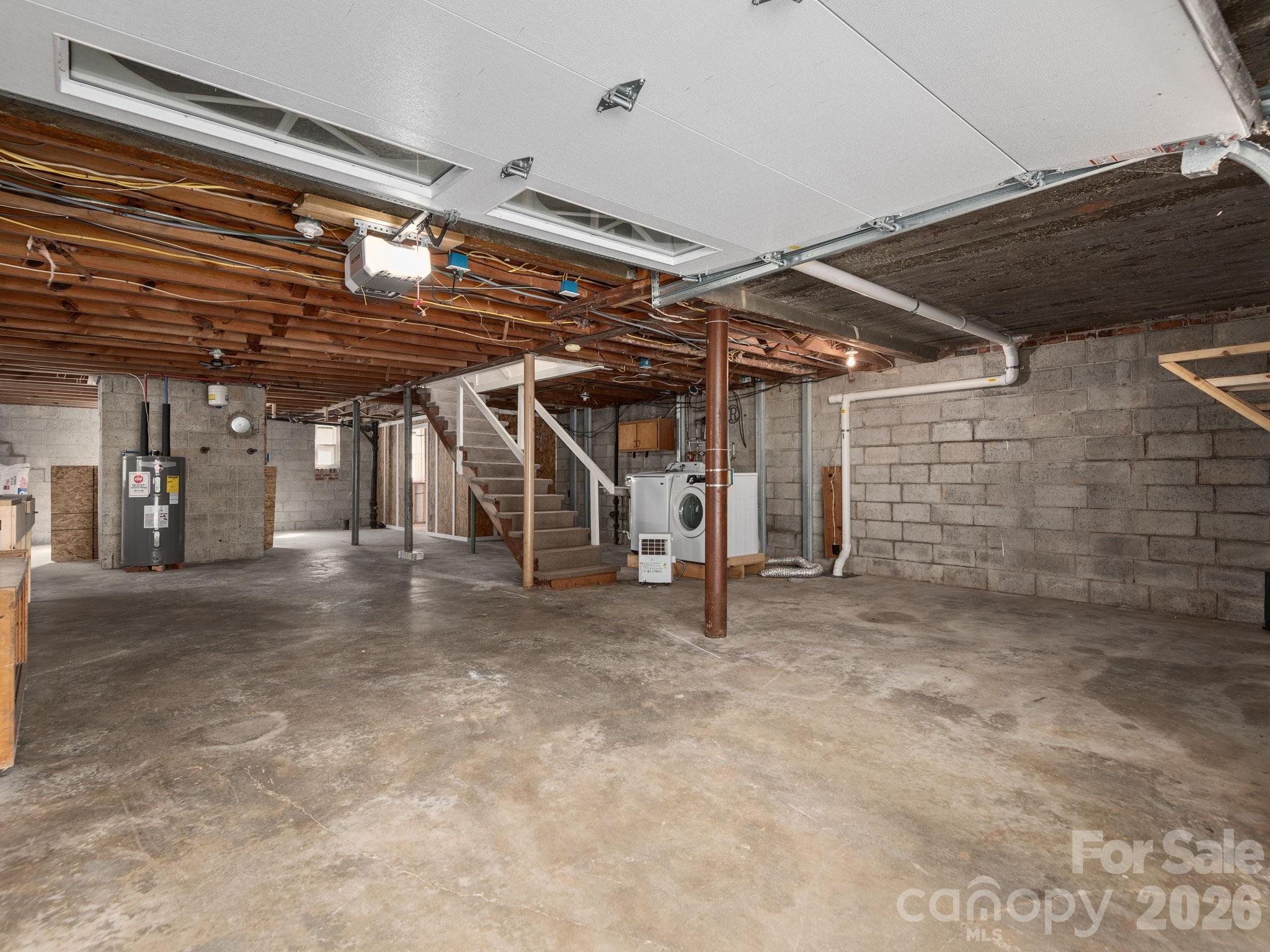 147 W Oakview Road