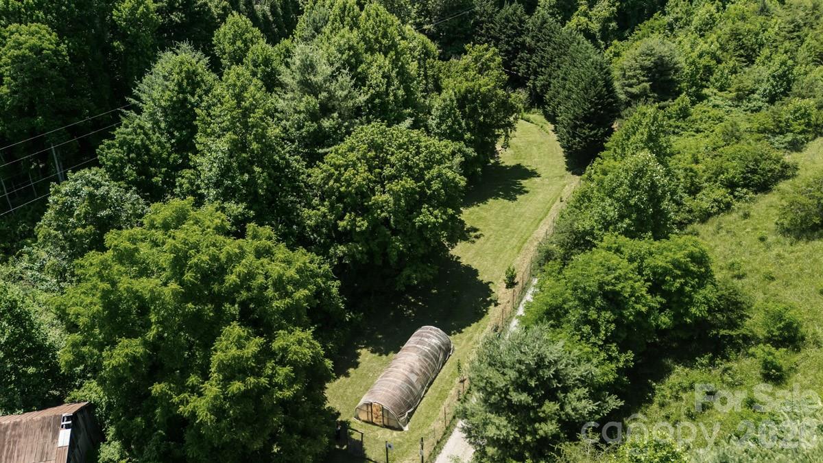 128 Barnet Mountain Drive