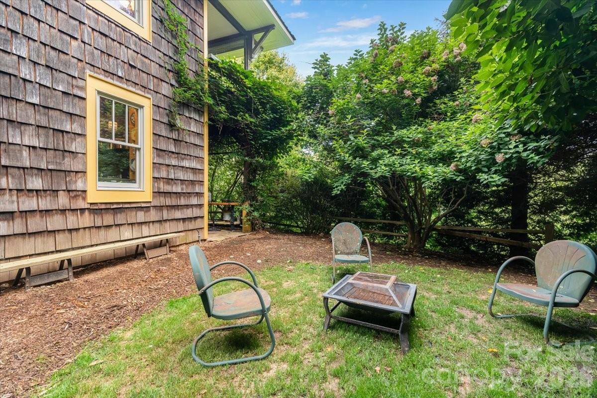 128 Barnet Mountain Drive
