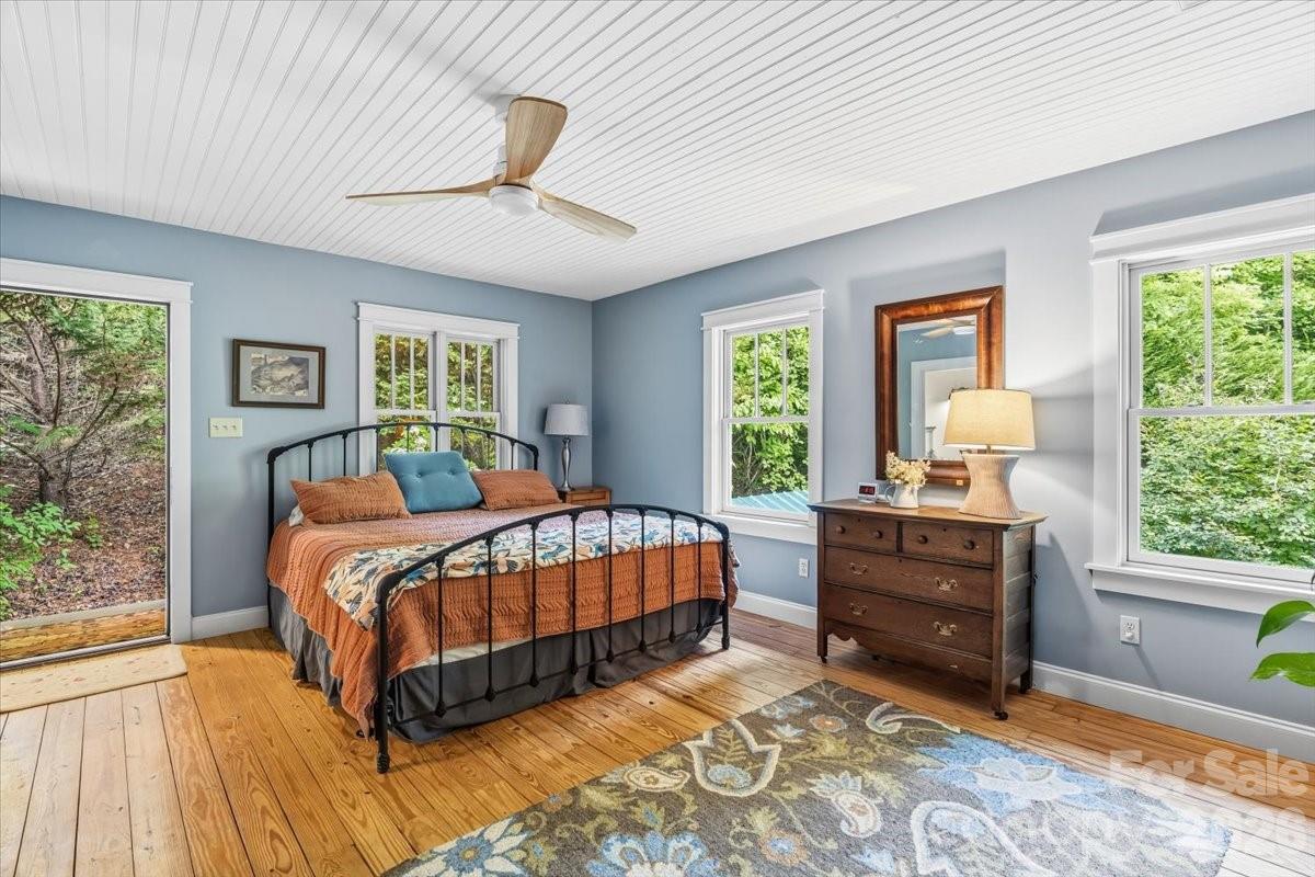 128 Barnet Mountain Drive