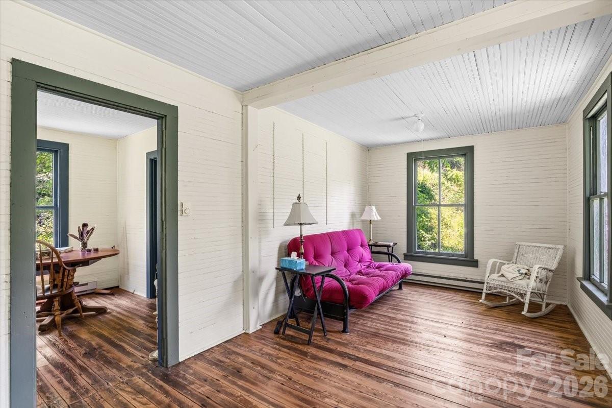 128 Barnet Mountain Drive