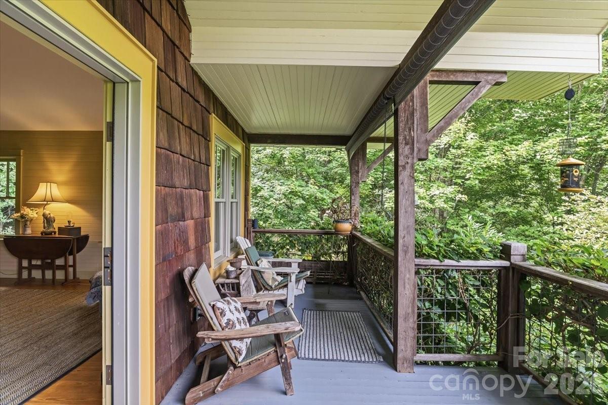 128 Barnet Mountain Drive