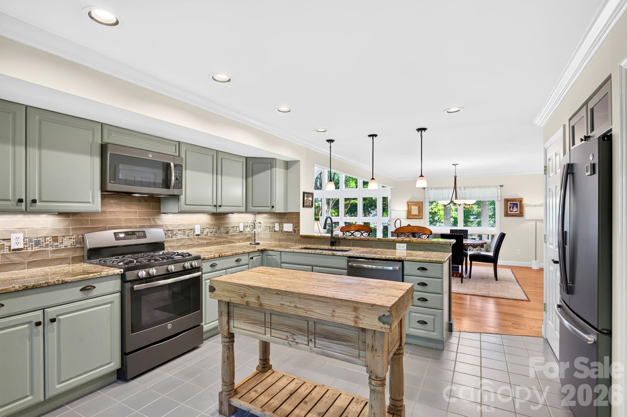 168 Overlook Drive