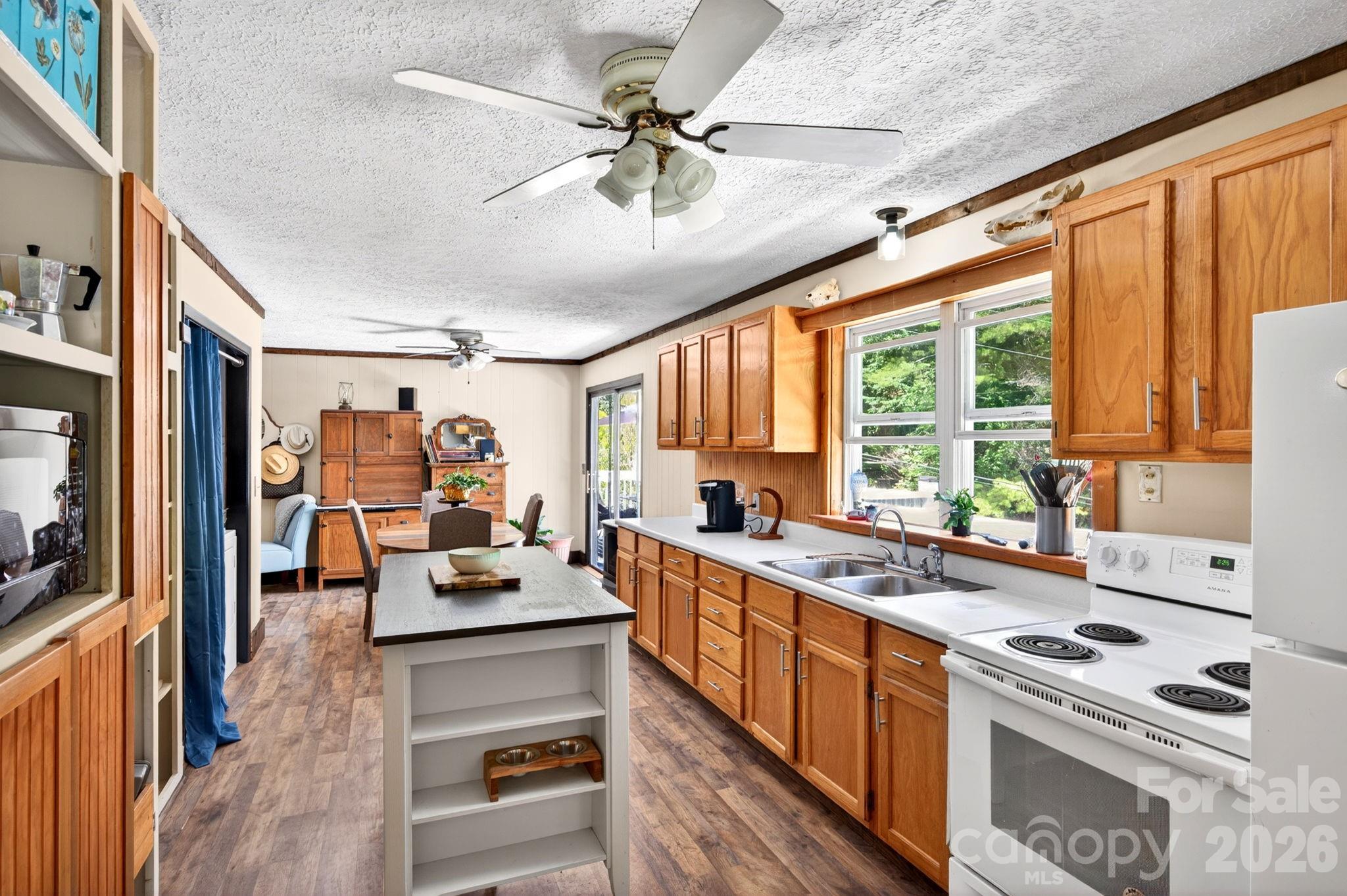 30 Reeves Drive