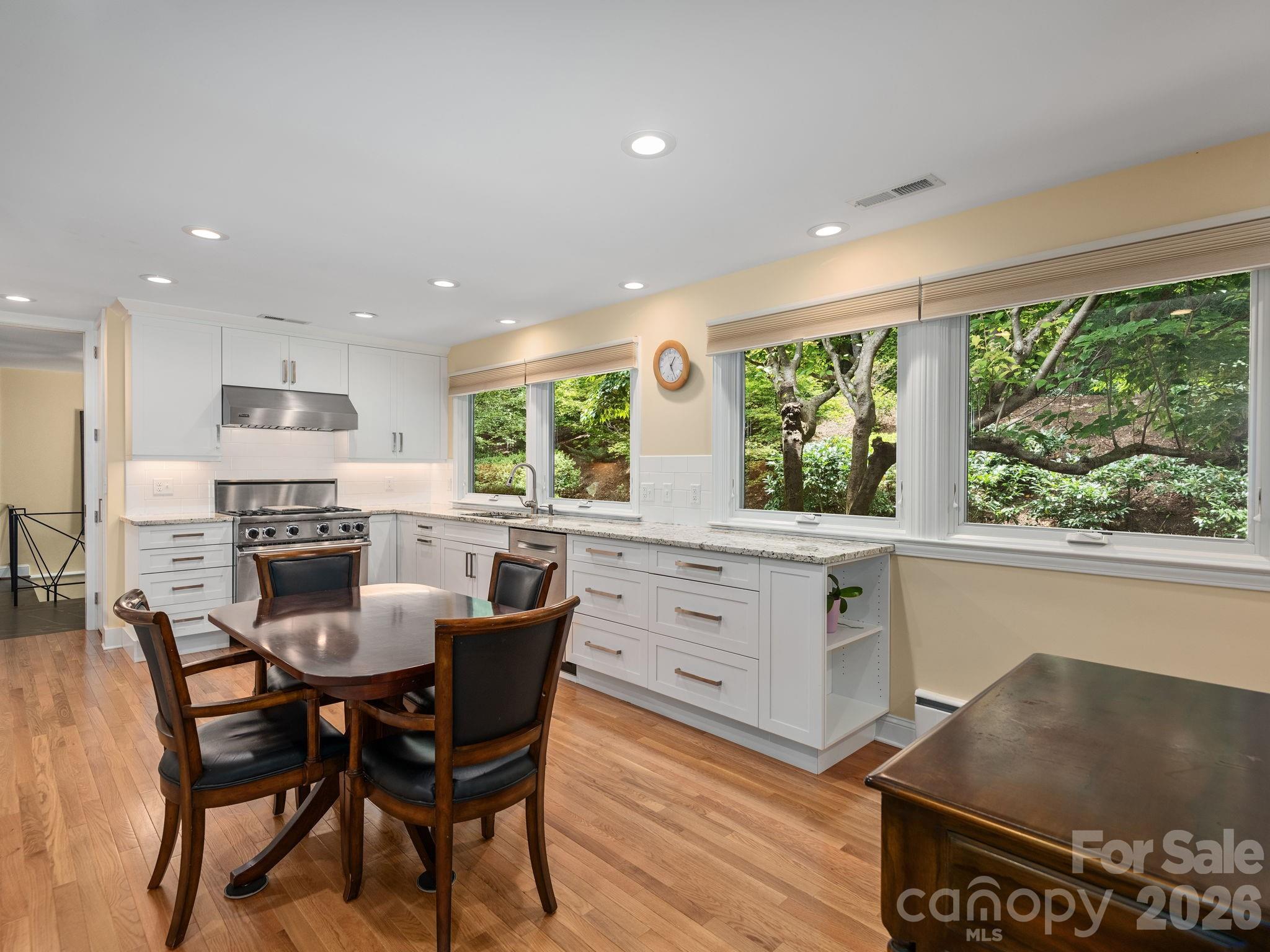 65 Cliff Drive