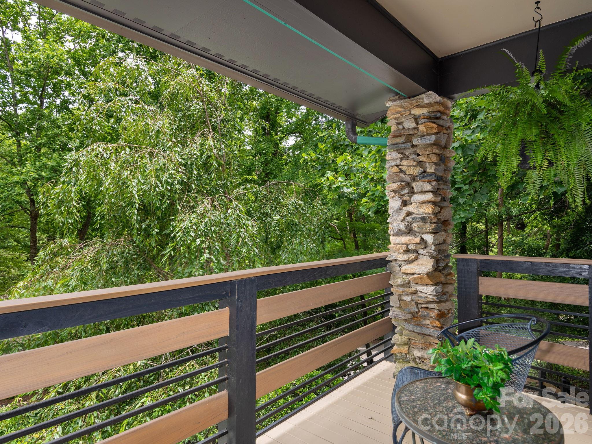 65 Cliff Drive