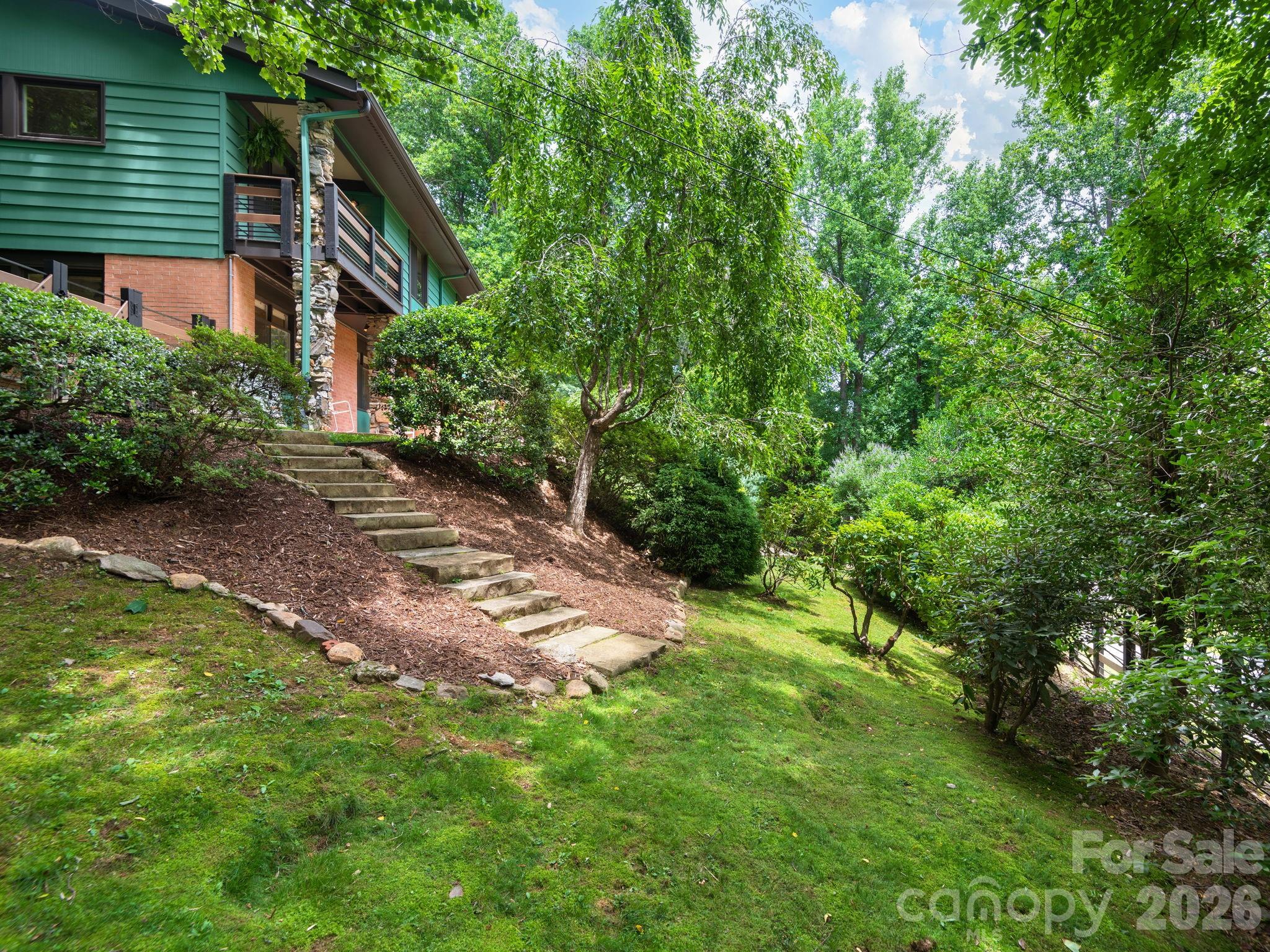 65 Cliff Drive
