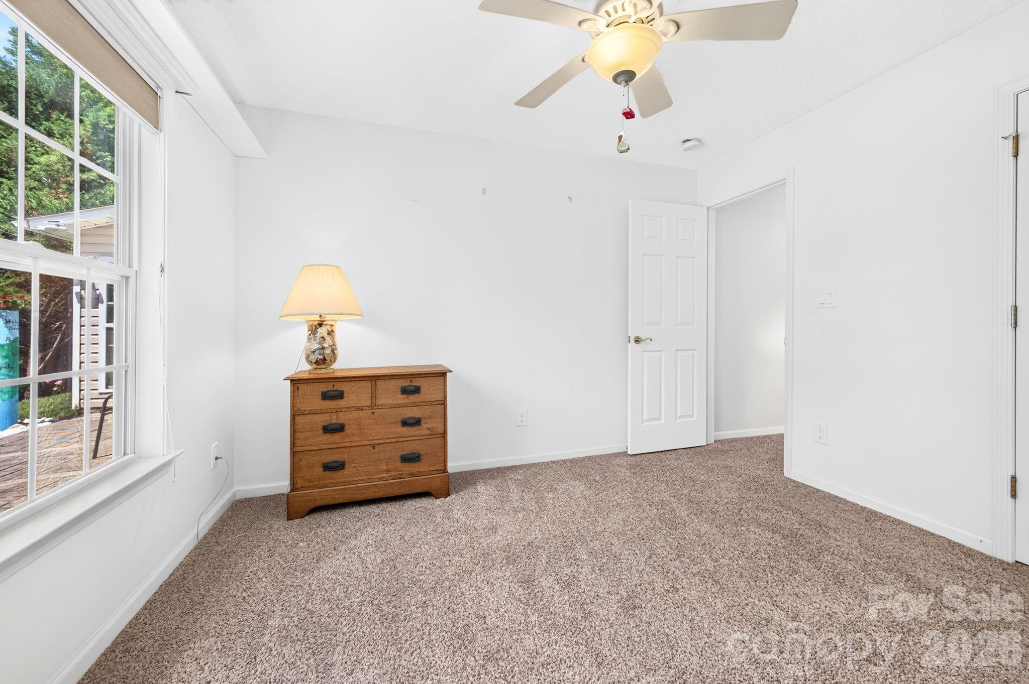 35 Meadow Pathway Drive