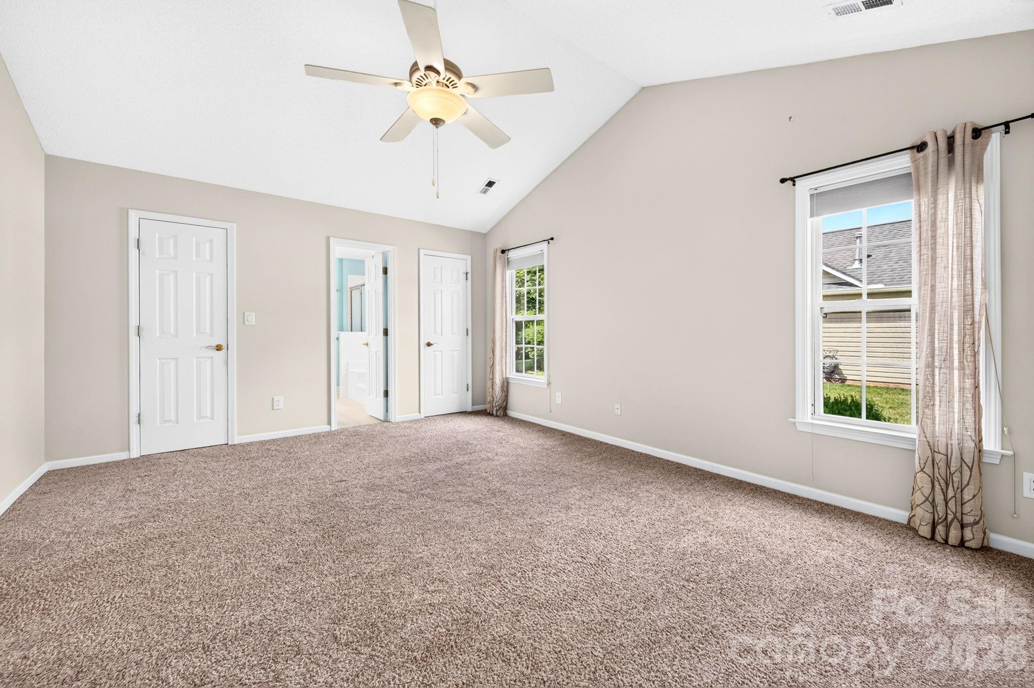 35 Meadow Pathway Drive