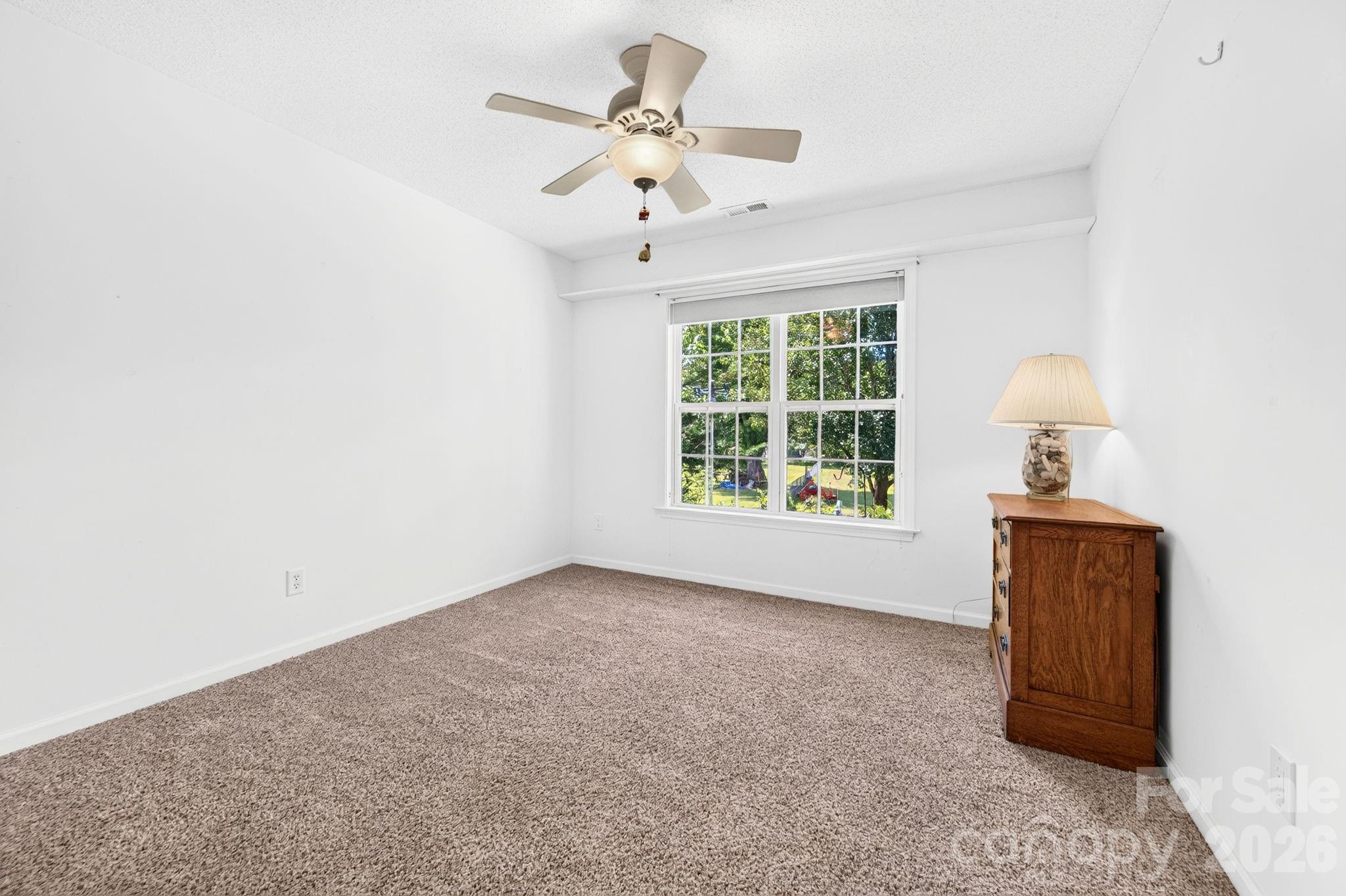 35 Meadow Pathway Drive