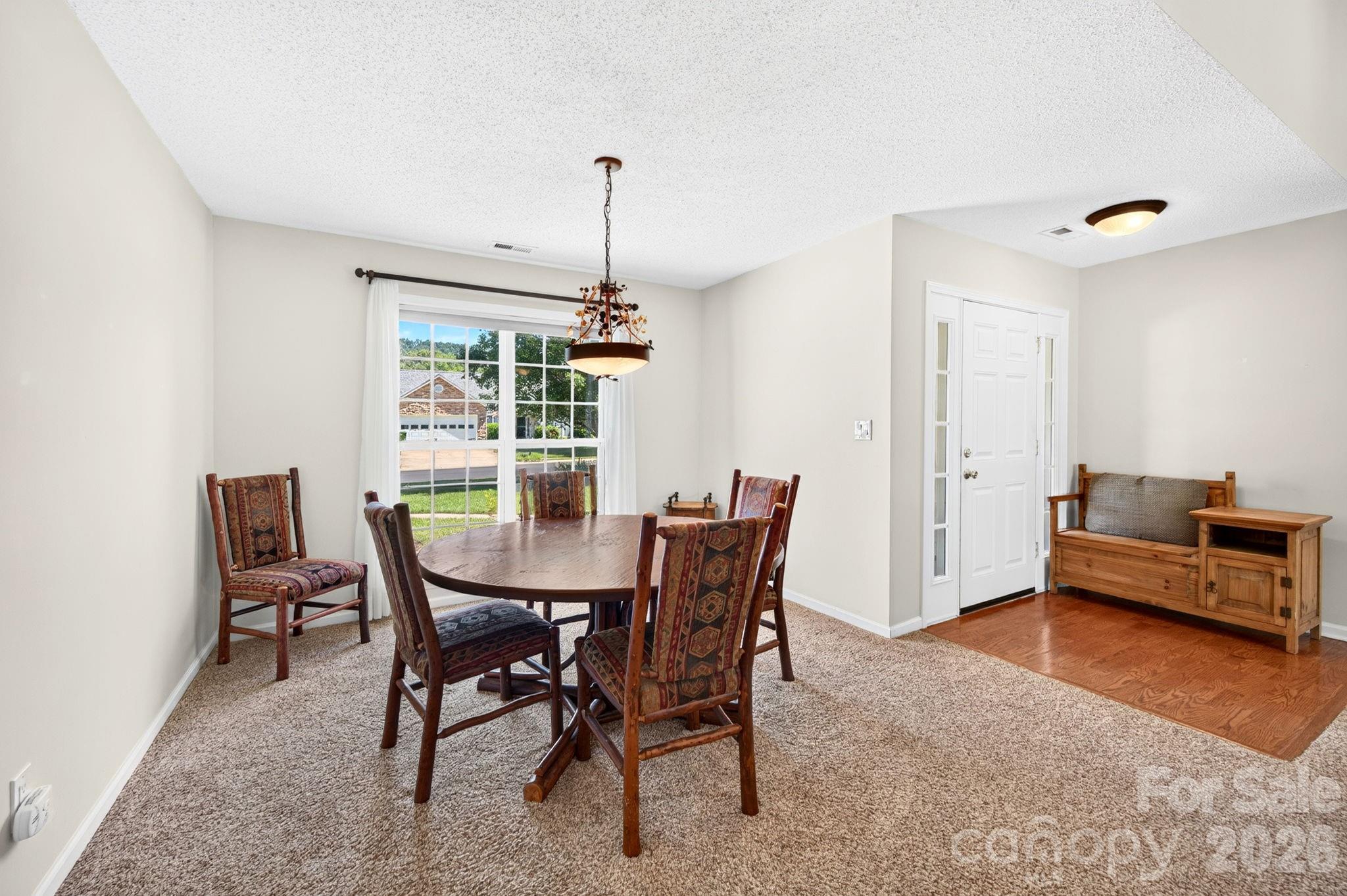 35 Meadow Pathway Drive