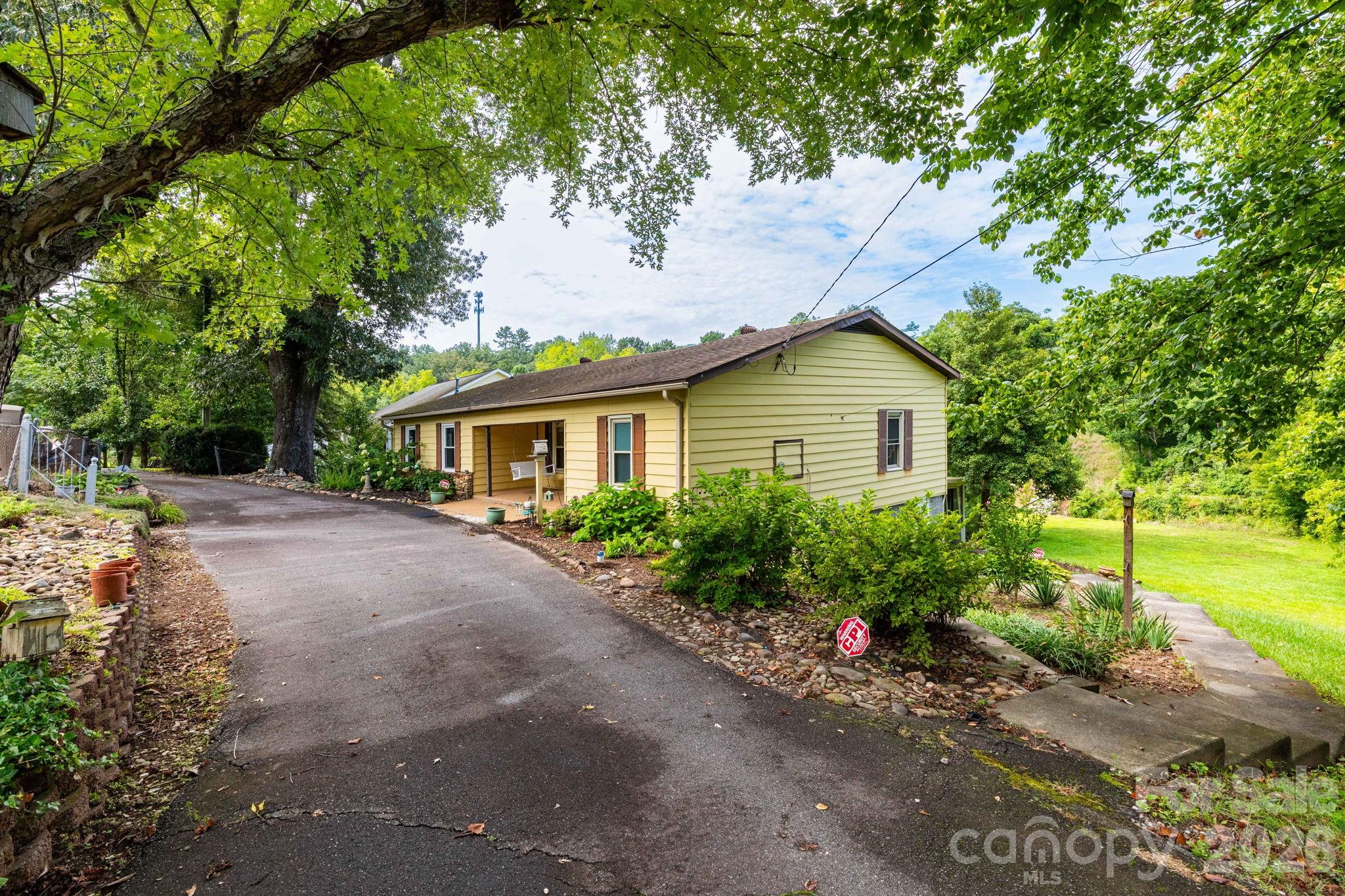 55 Banks Town Road