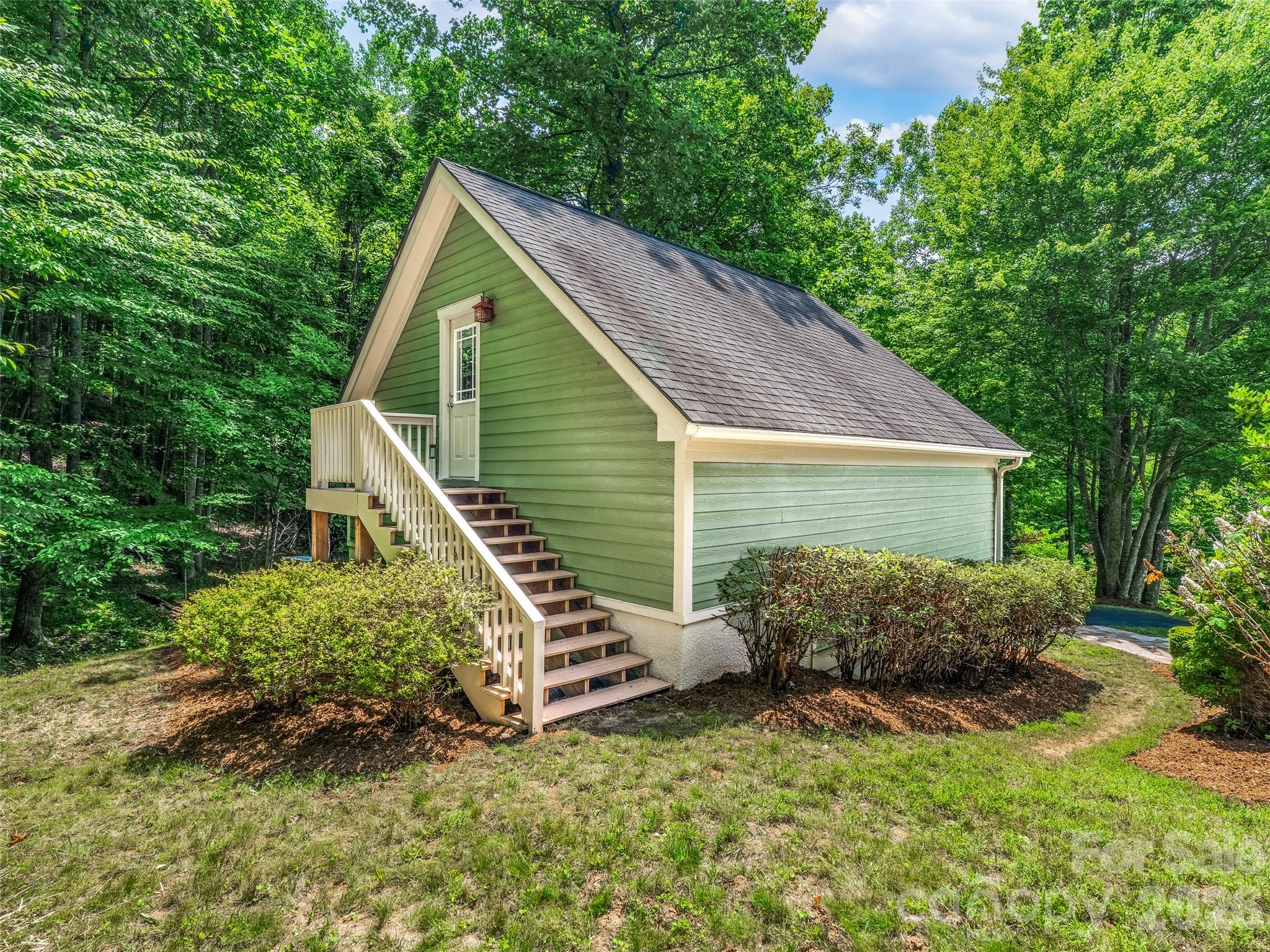 890 Stoney Stream Lane