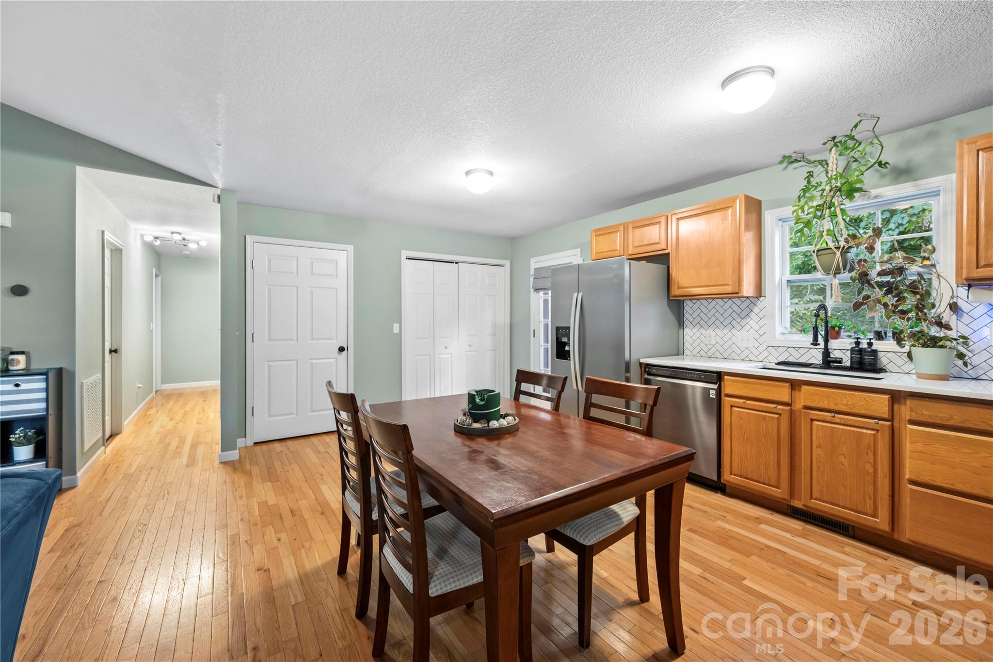 11 W Raleigh Road