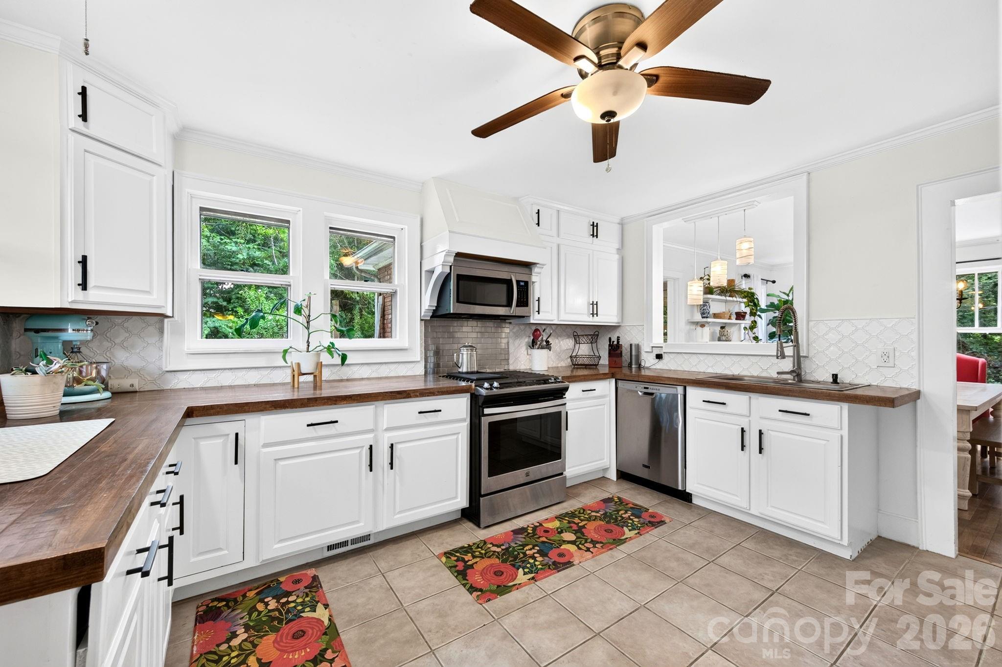 29 Chance Cove Lane