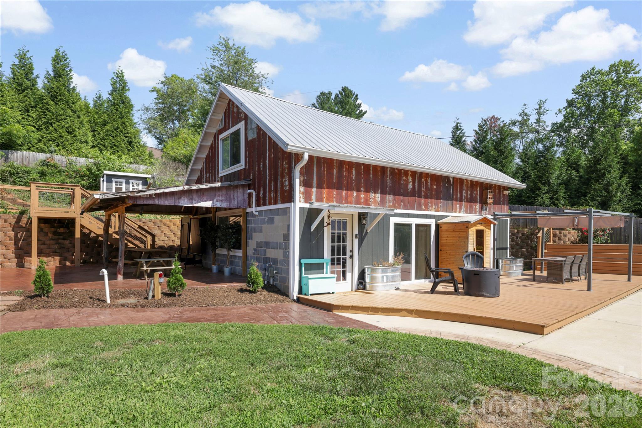 2252 Riceville Road