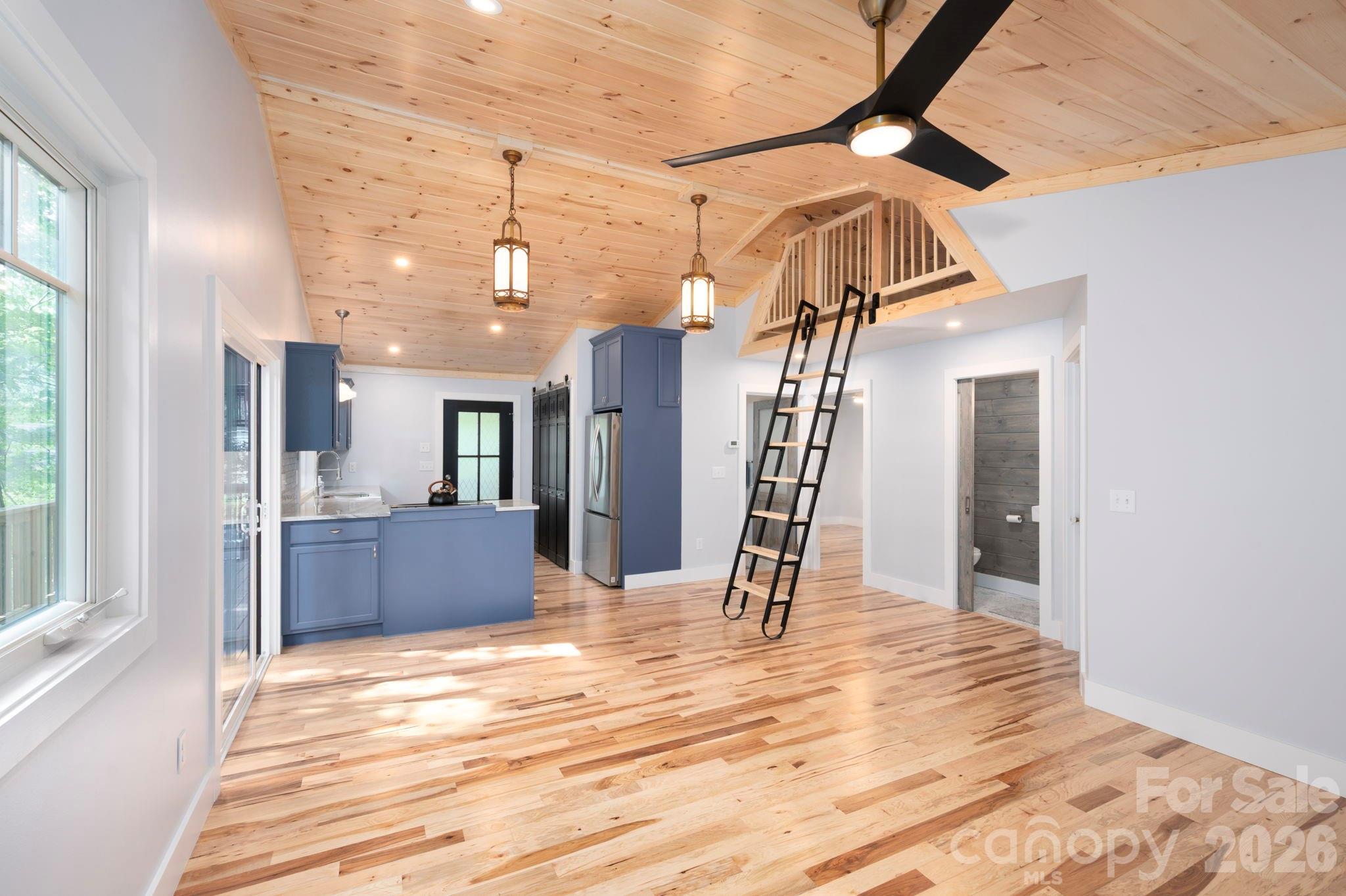 17 Woodhaven Place