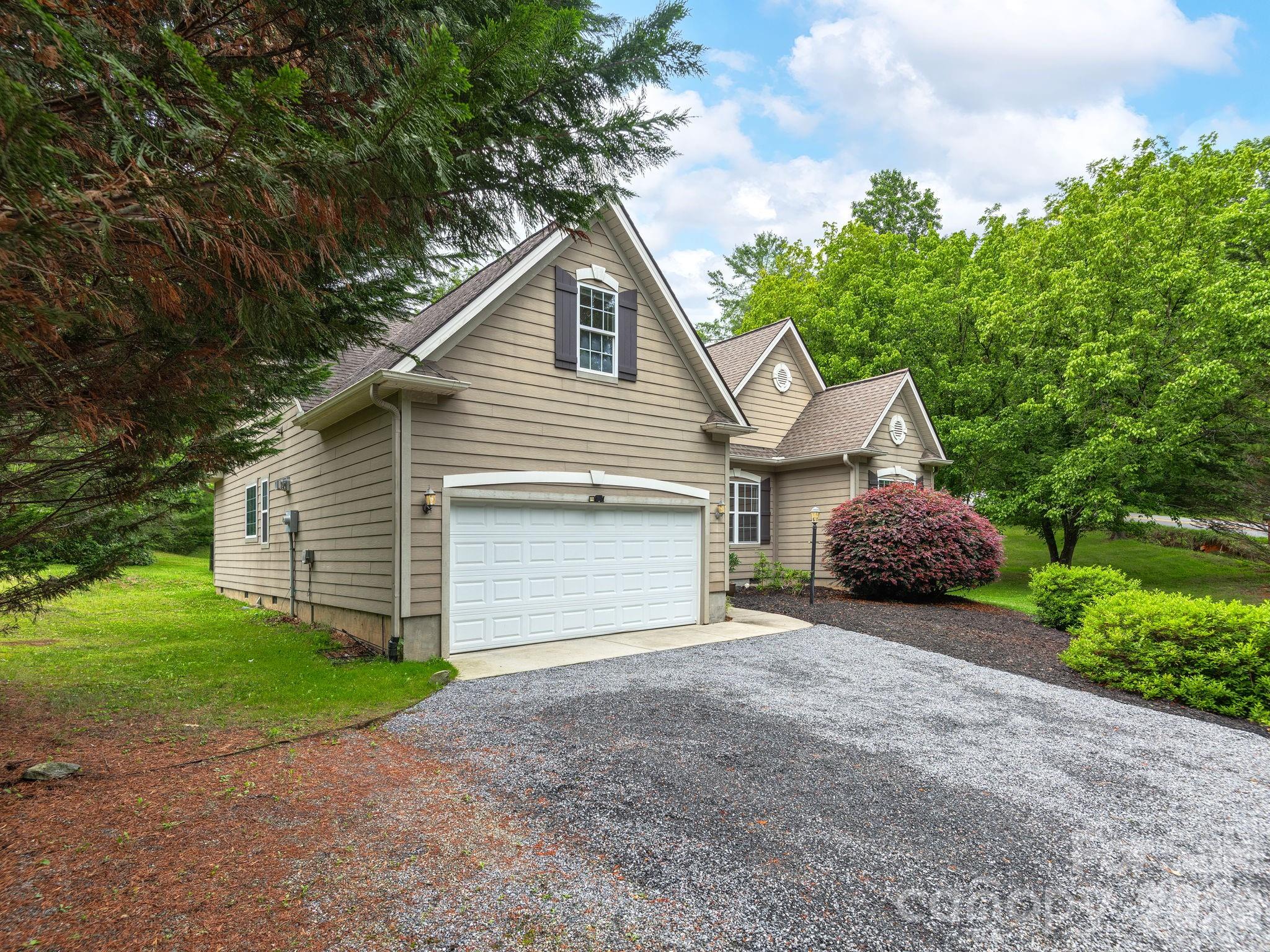 509 Shamrock Drive