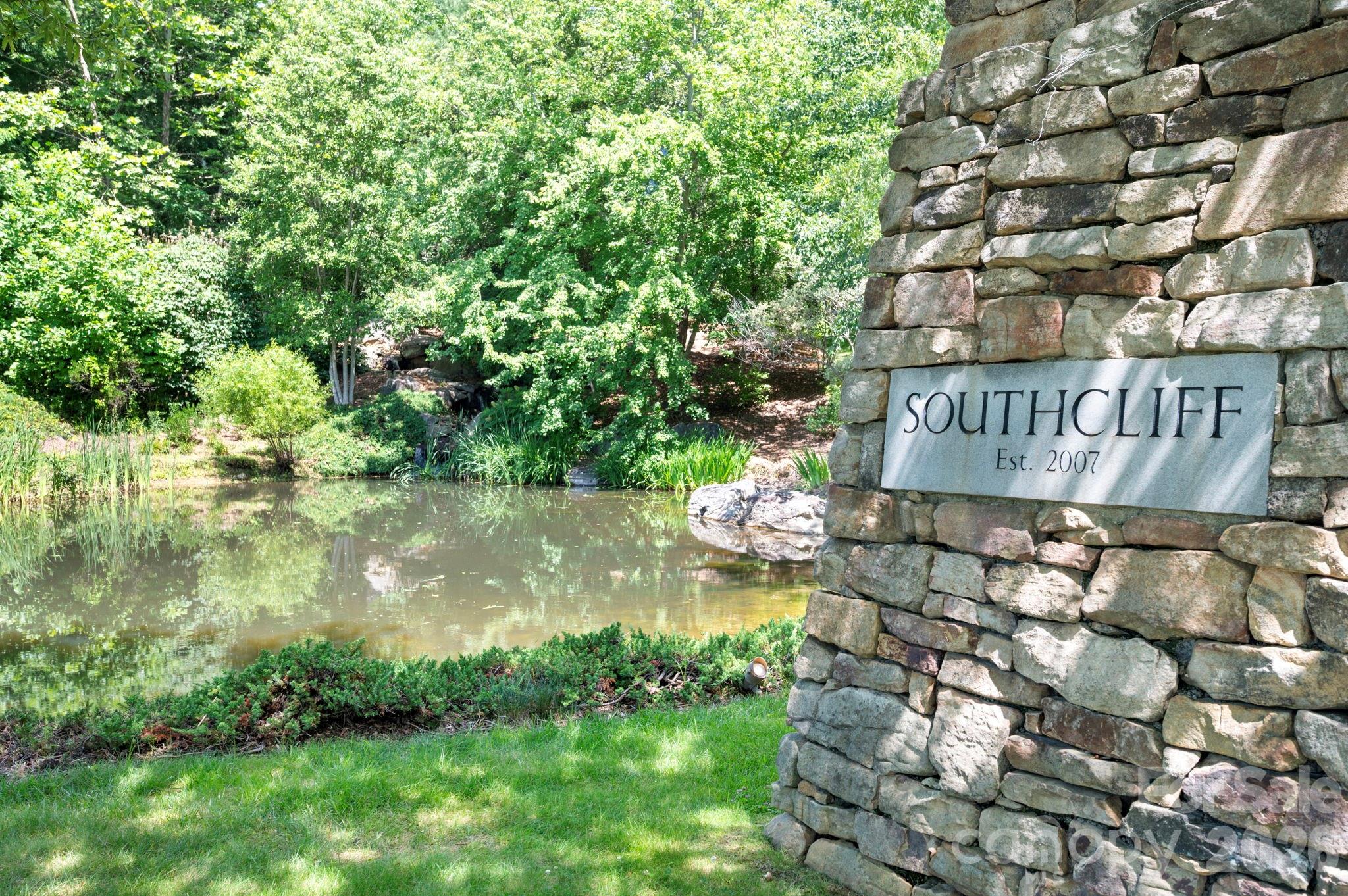 33 Hawks Branch Circle