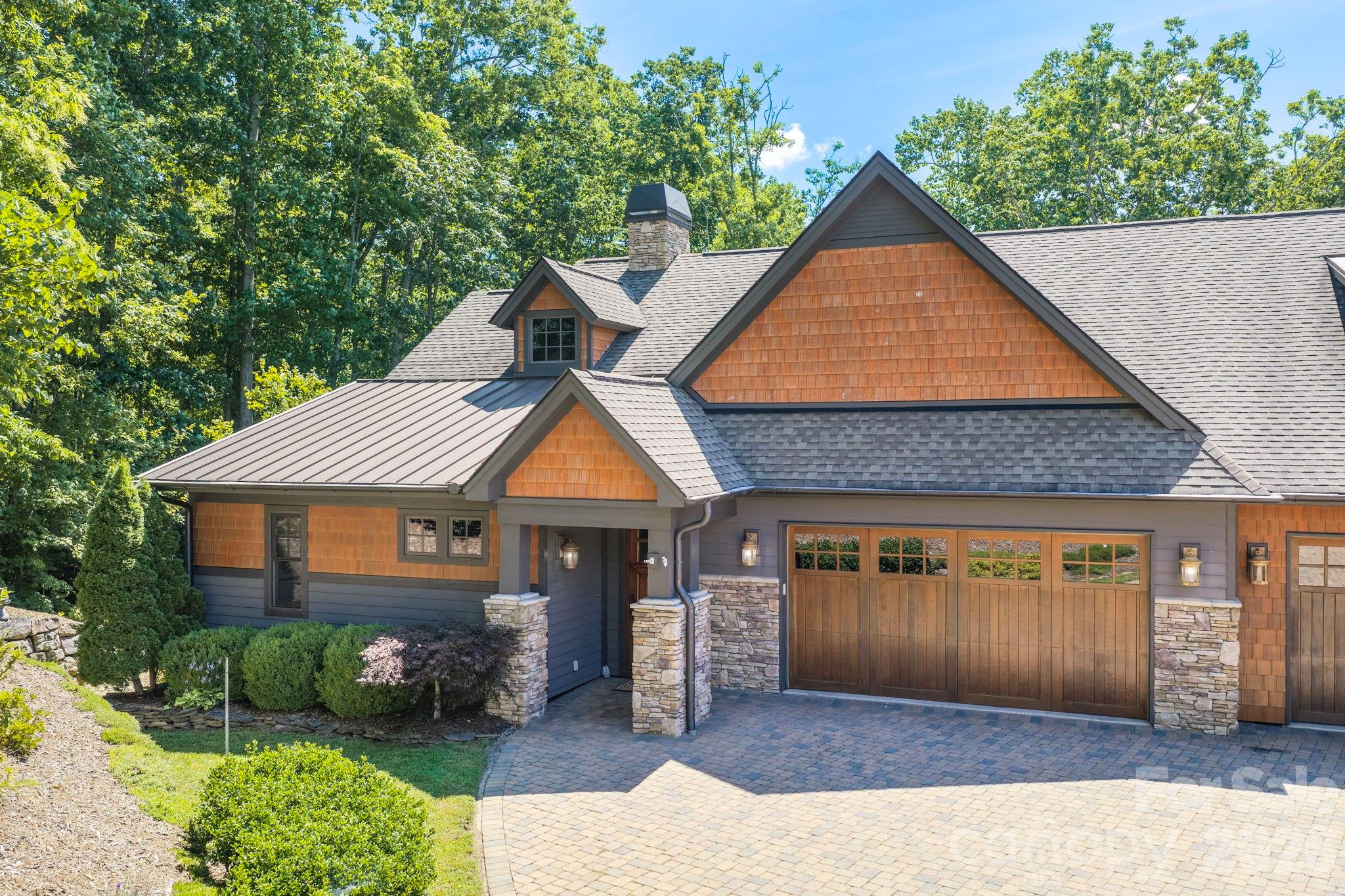 33 Hawks Branch Circle